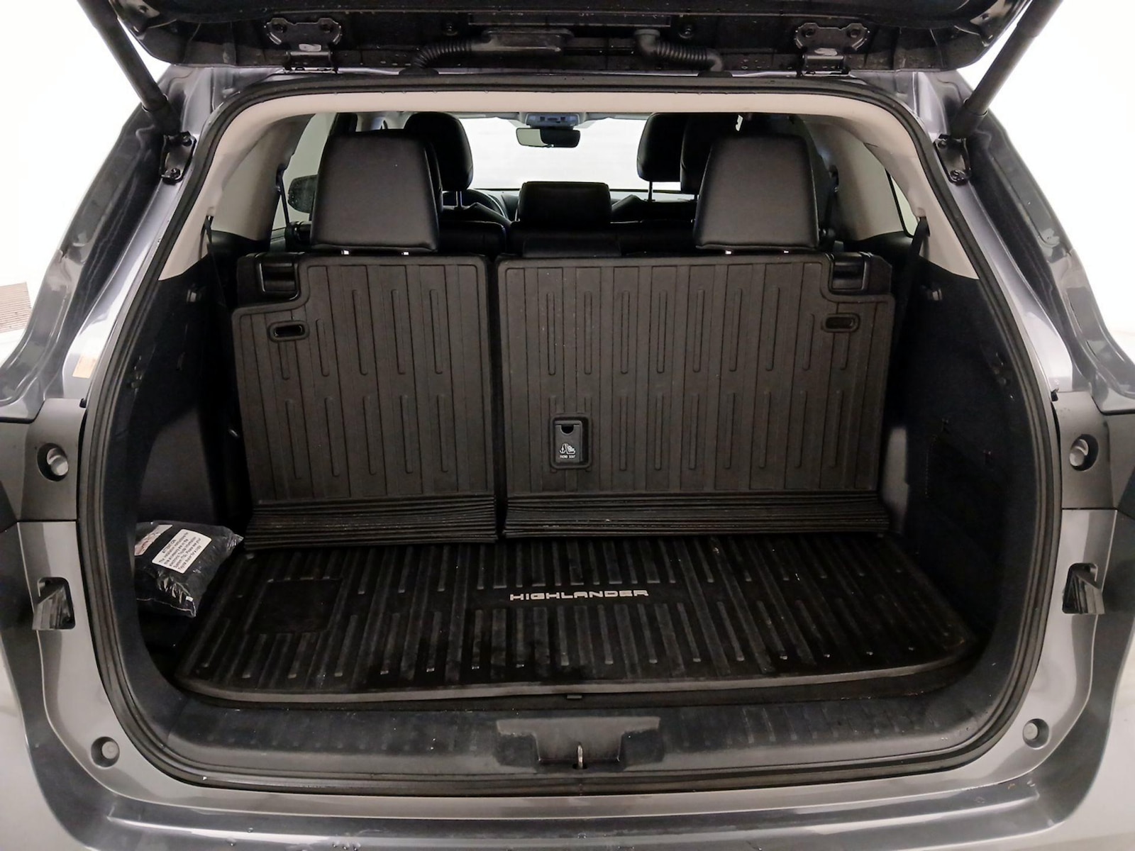 2024 Toyota Highlander XLE - Photo 23