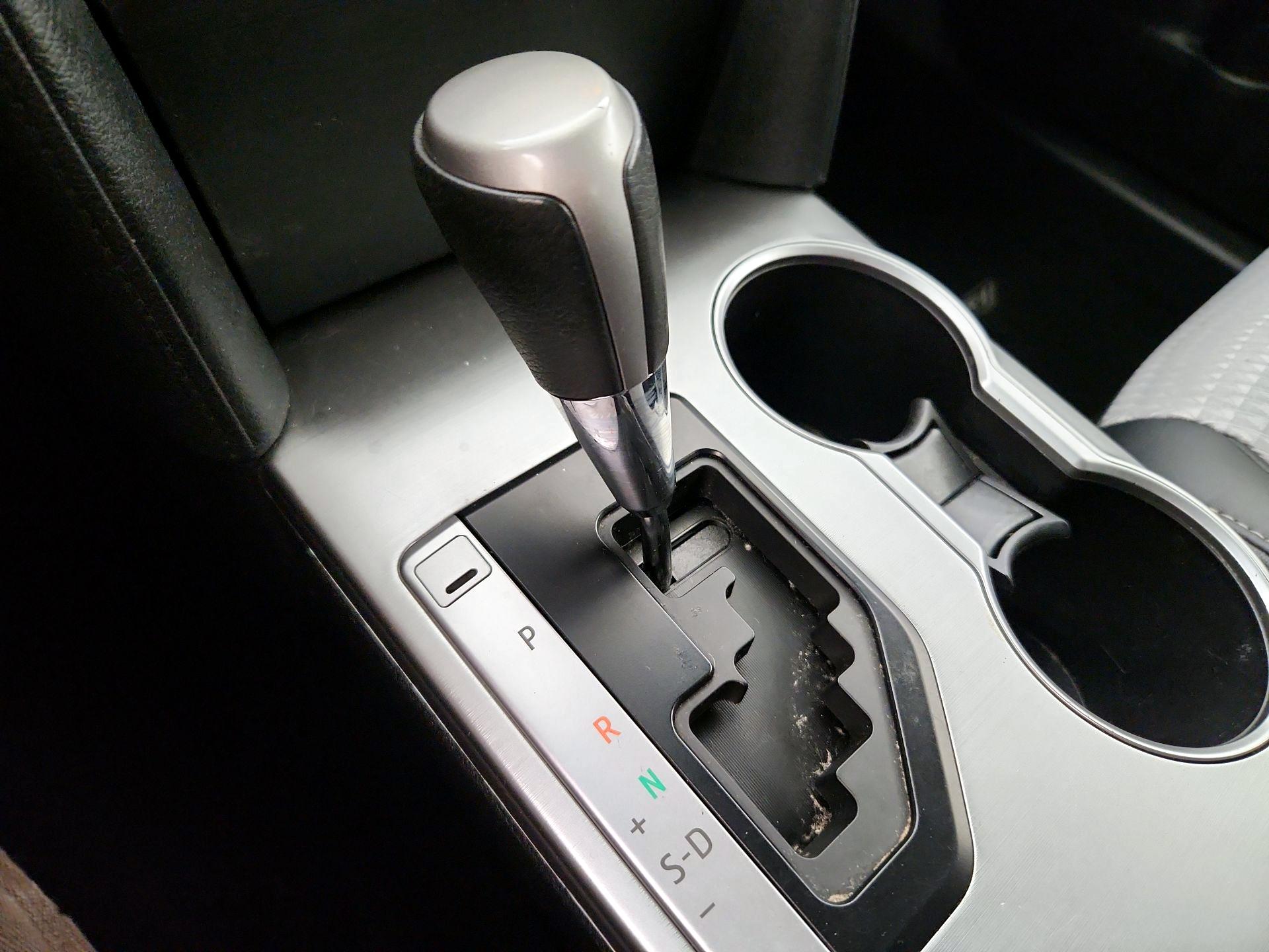 Thumbnail: 2014 Toyota Camry - 17