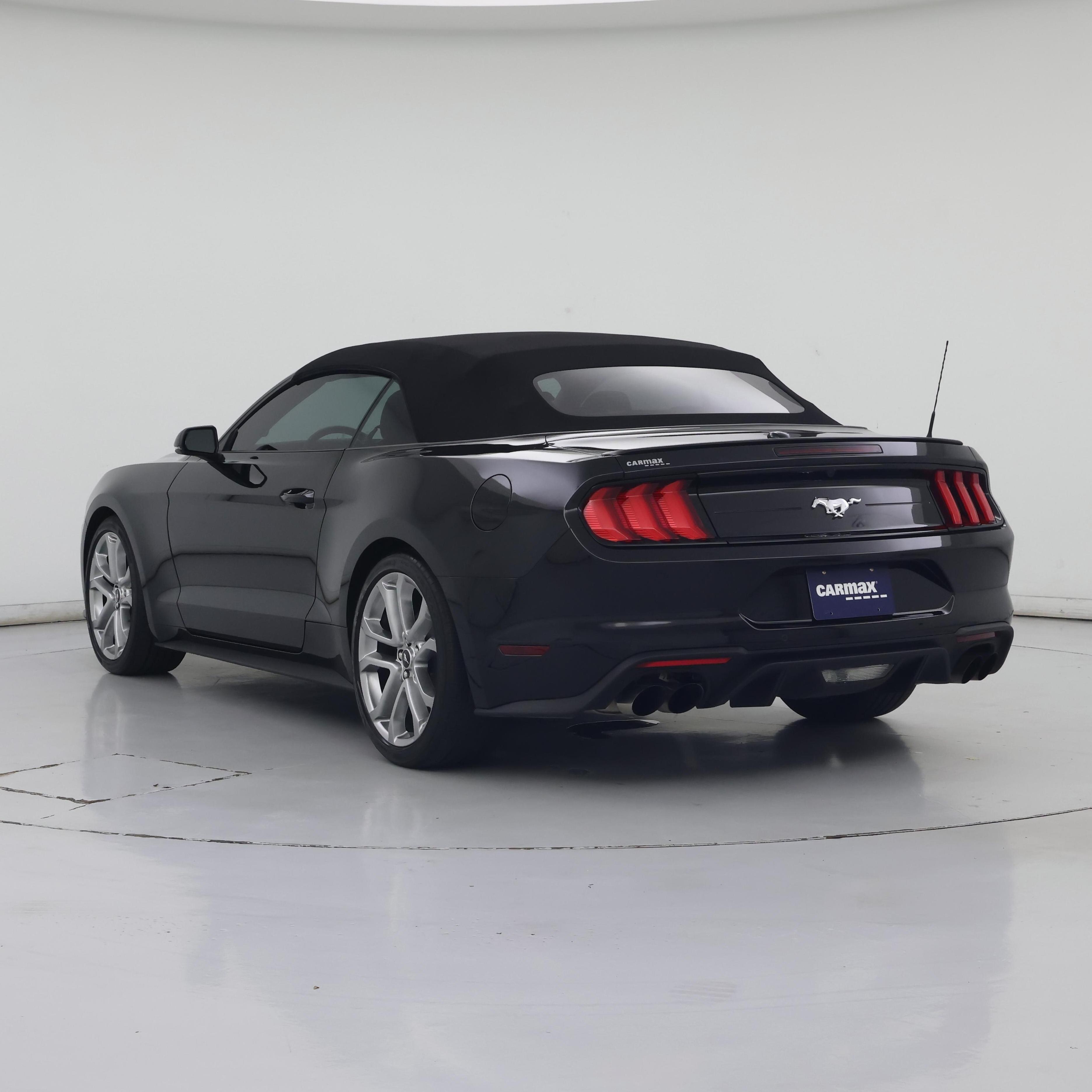 Thumbnail: 2022 Ford Mustang - 2
