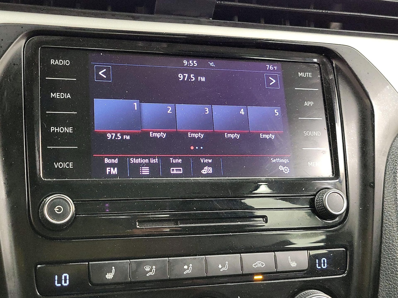 2022 Volkswagen Passat SE - Photo 16