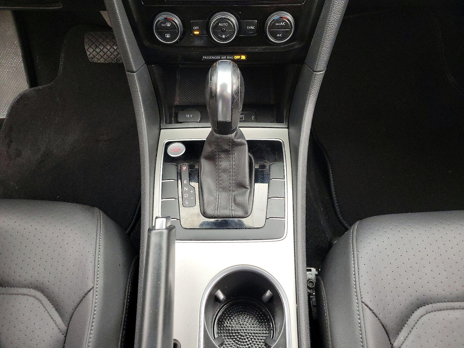 2022 Volkswagen Passat SE - Photo 18