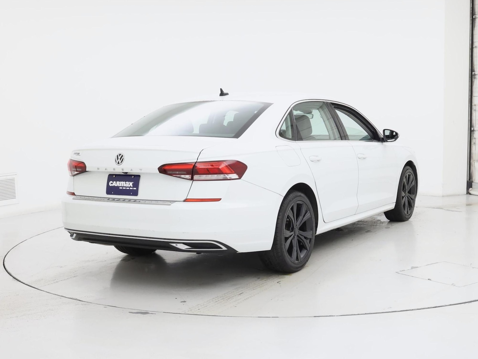 2022 Volkswagen Passat SE - Photo 9