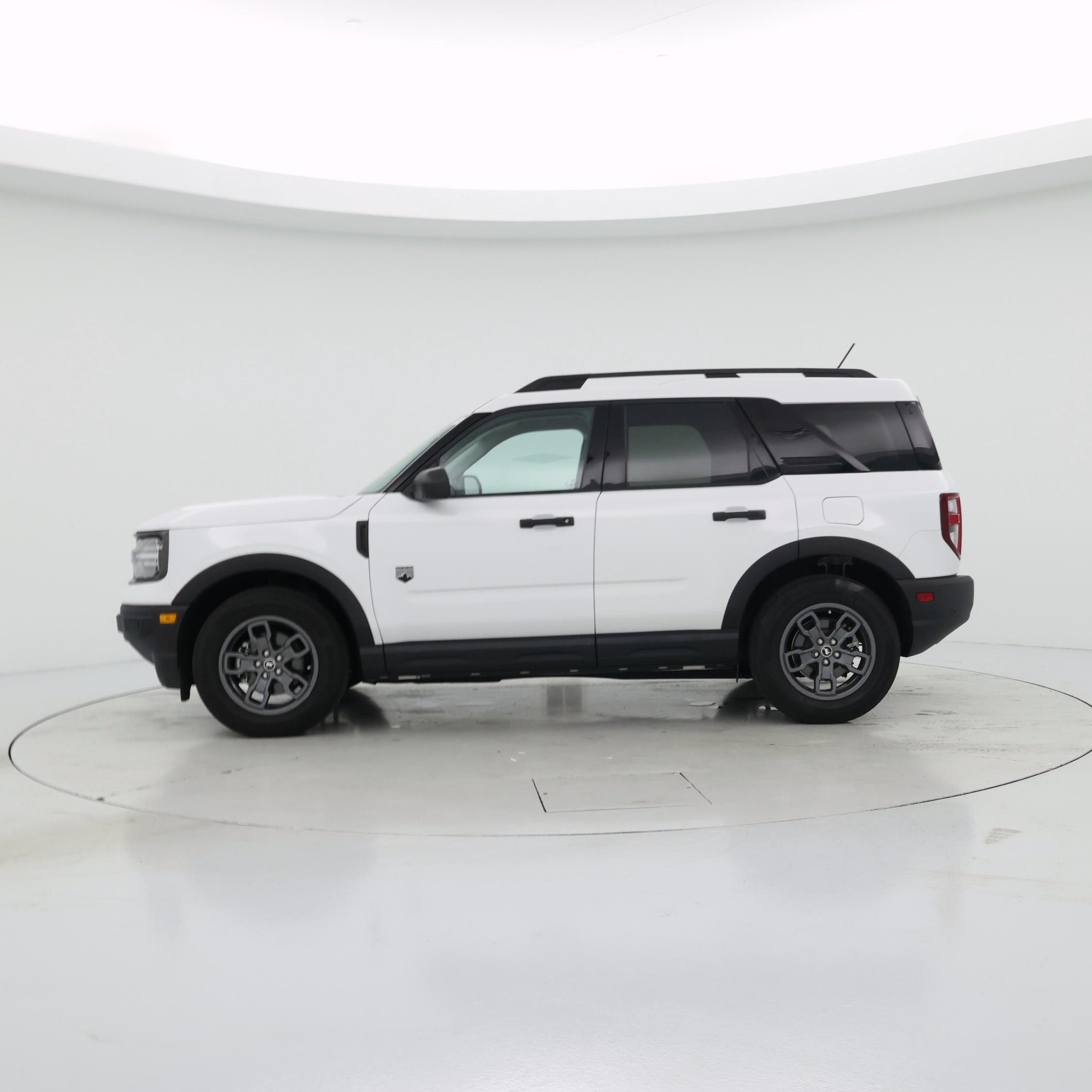 Thumbnail: 2023 Ford Bronco Sport - 3