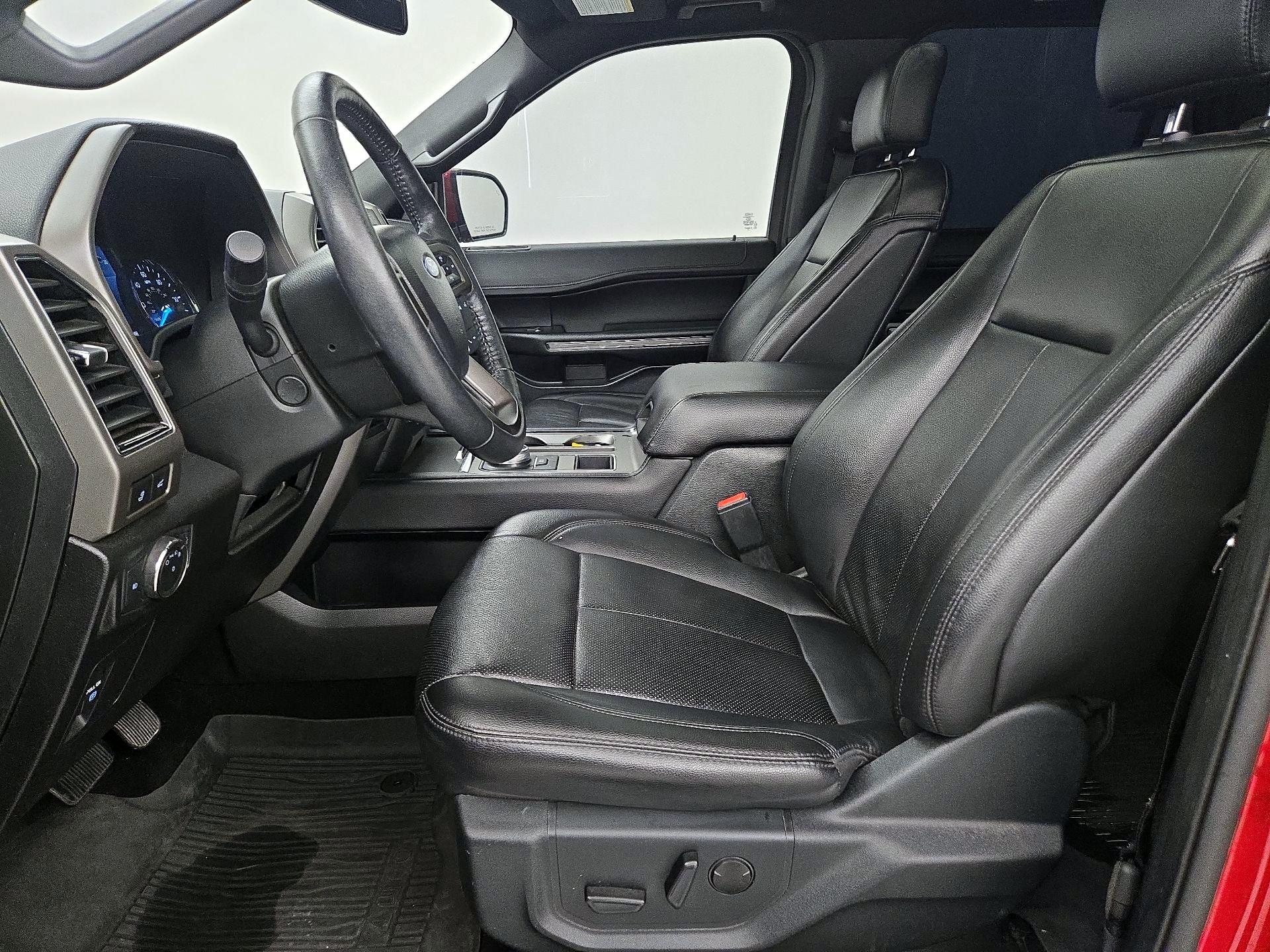 Thumbnail: 2020 Ford Expedition - 11