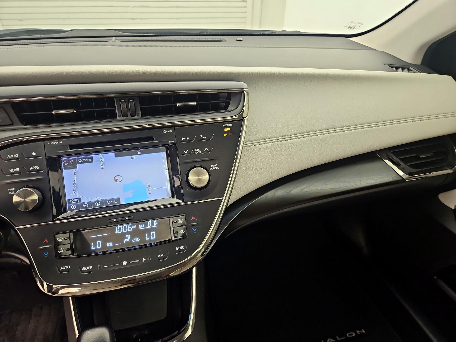 Thumbnail: 2017 Toyota Avalon - 9