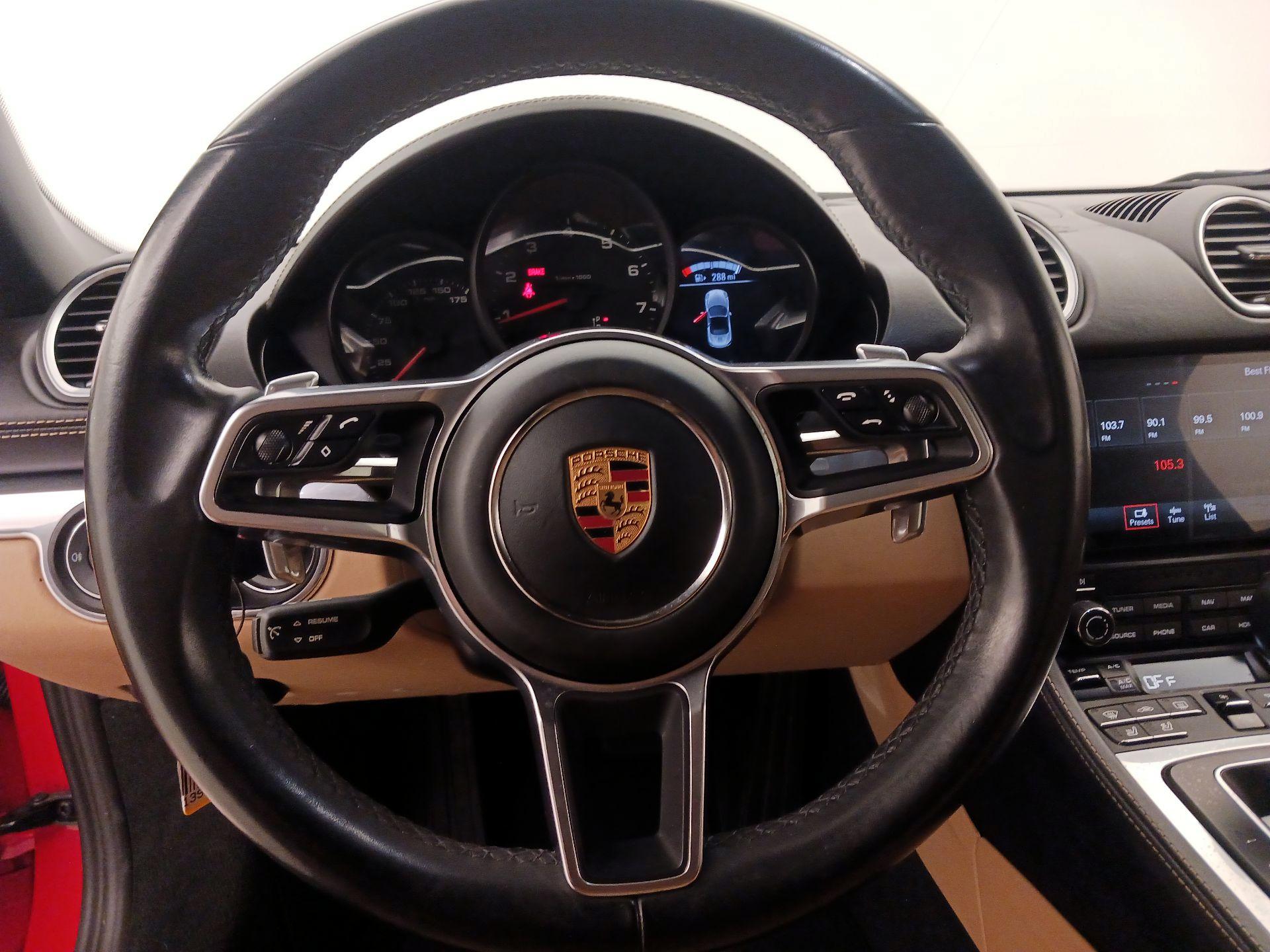 Thumbnail: 2022 Porsche 718 Boxster - 10