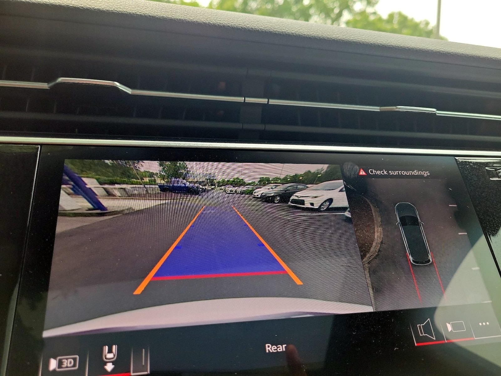 2025 Audi Q7 Premium Plus - Photo 16