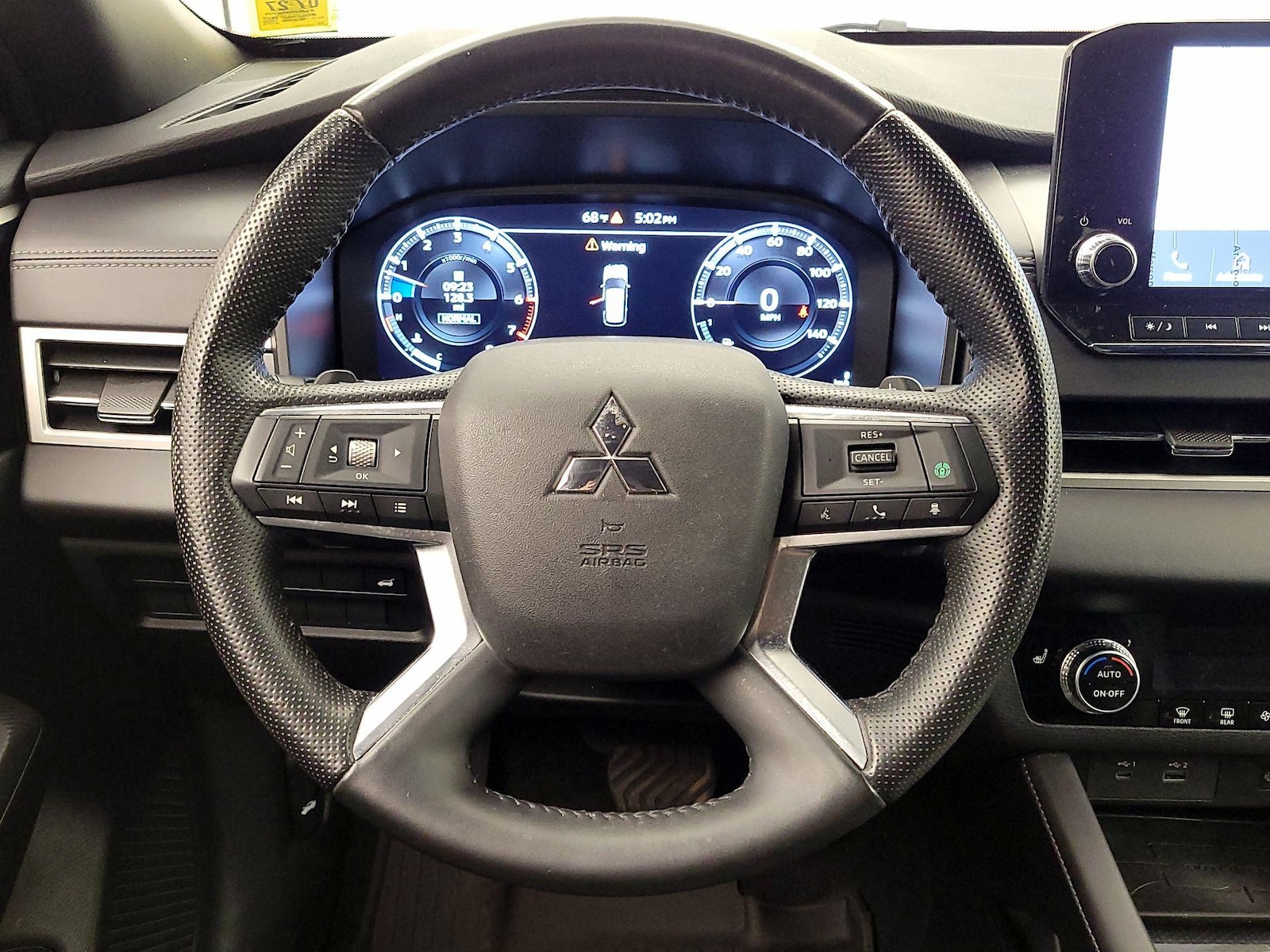 2024 Mitsubishi Outlander SE Black Edition - Photo 11