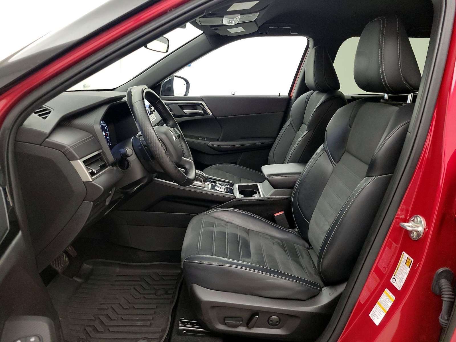 2024 Mitsubishi Outlander SE Black Edition - Photo 12