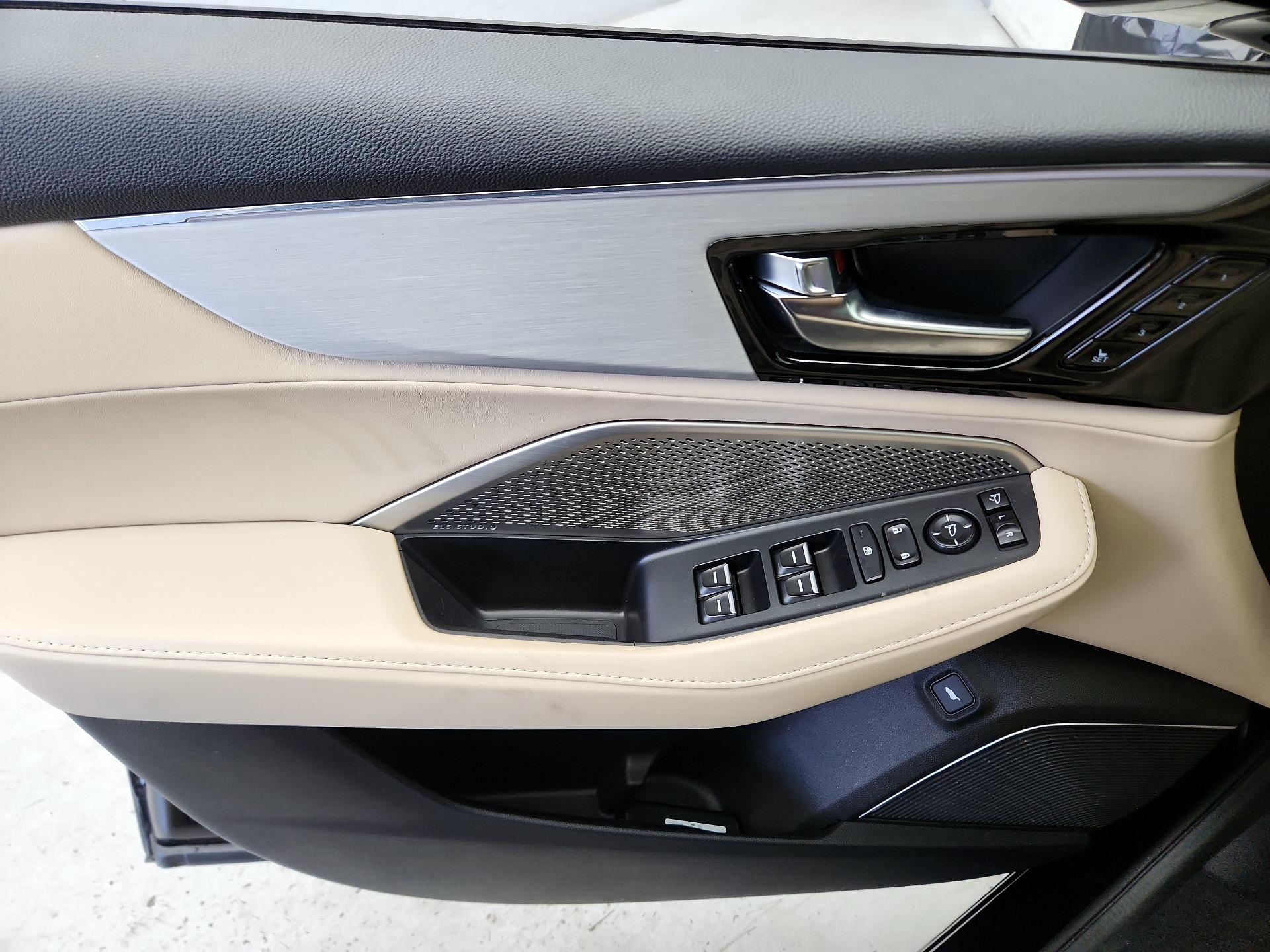 Thumbnail: 2023 Acura MDX - 12