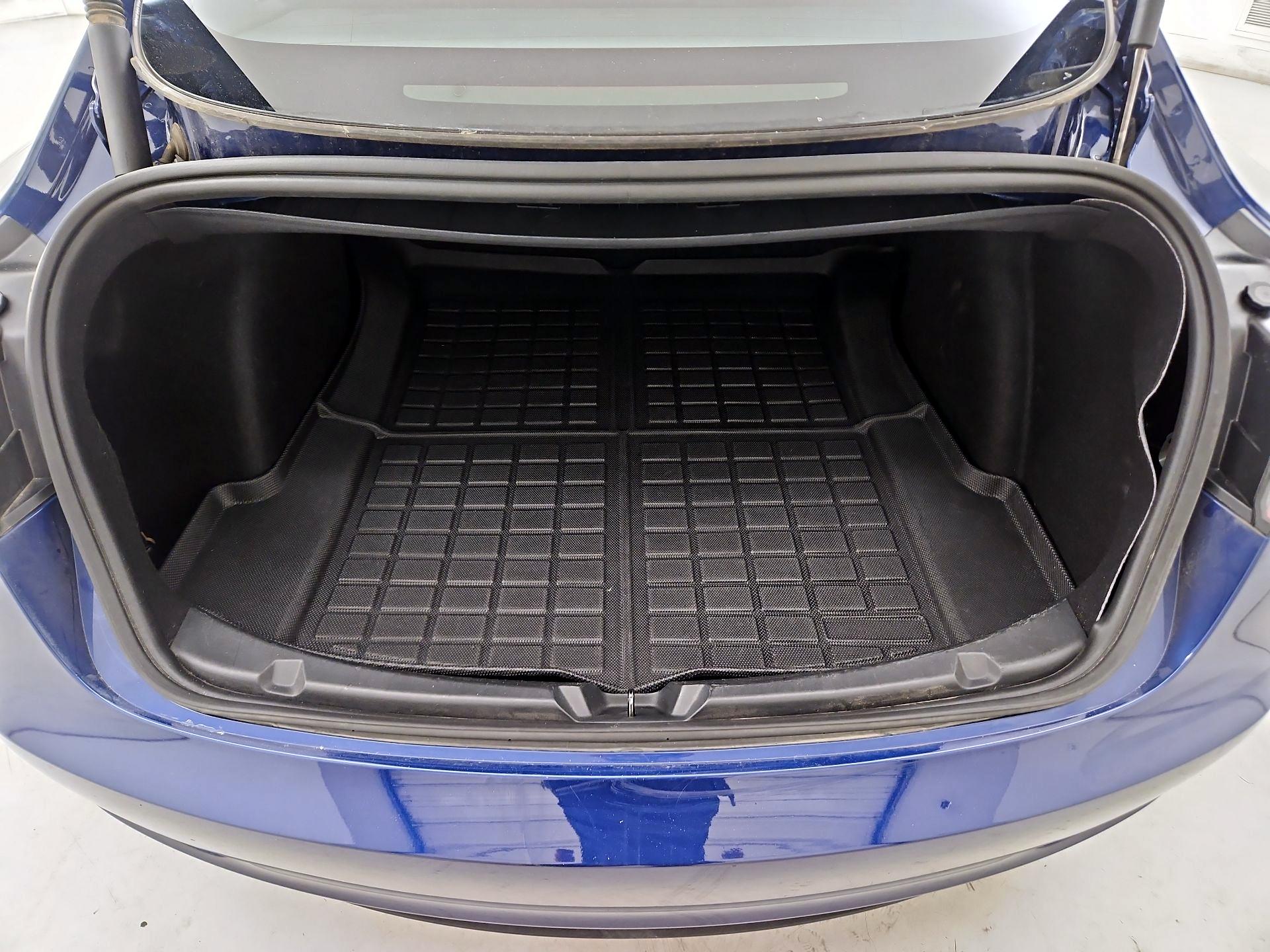 Thumbnail: 2023 Tesla Model 3 - 19