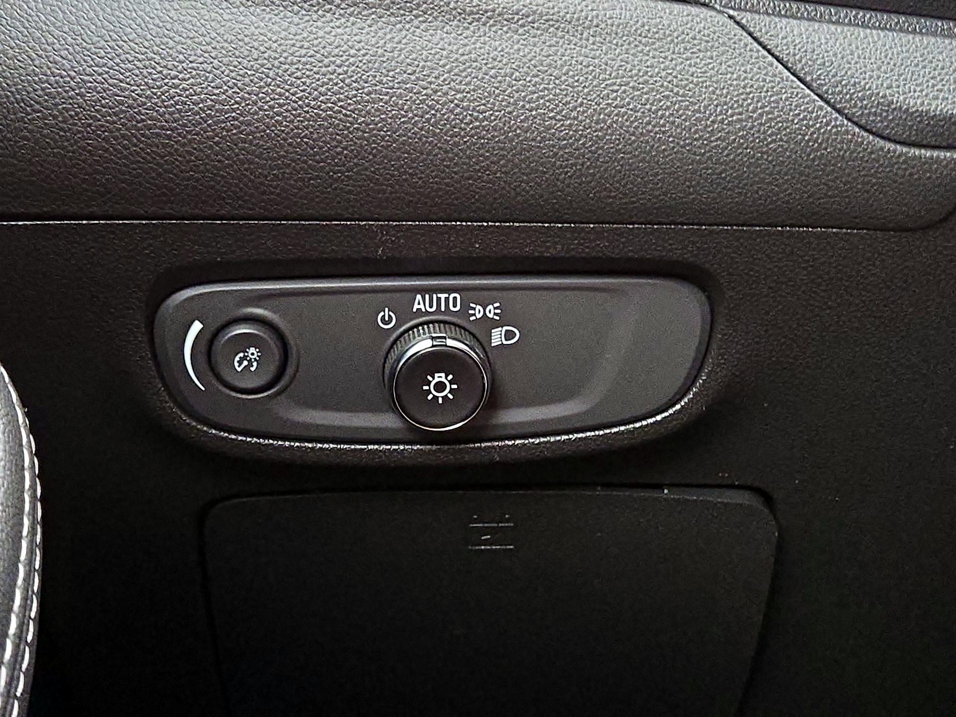 Thumbnail: 2025 Buick Encore GX - 13