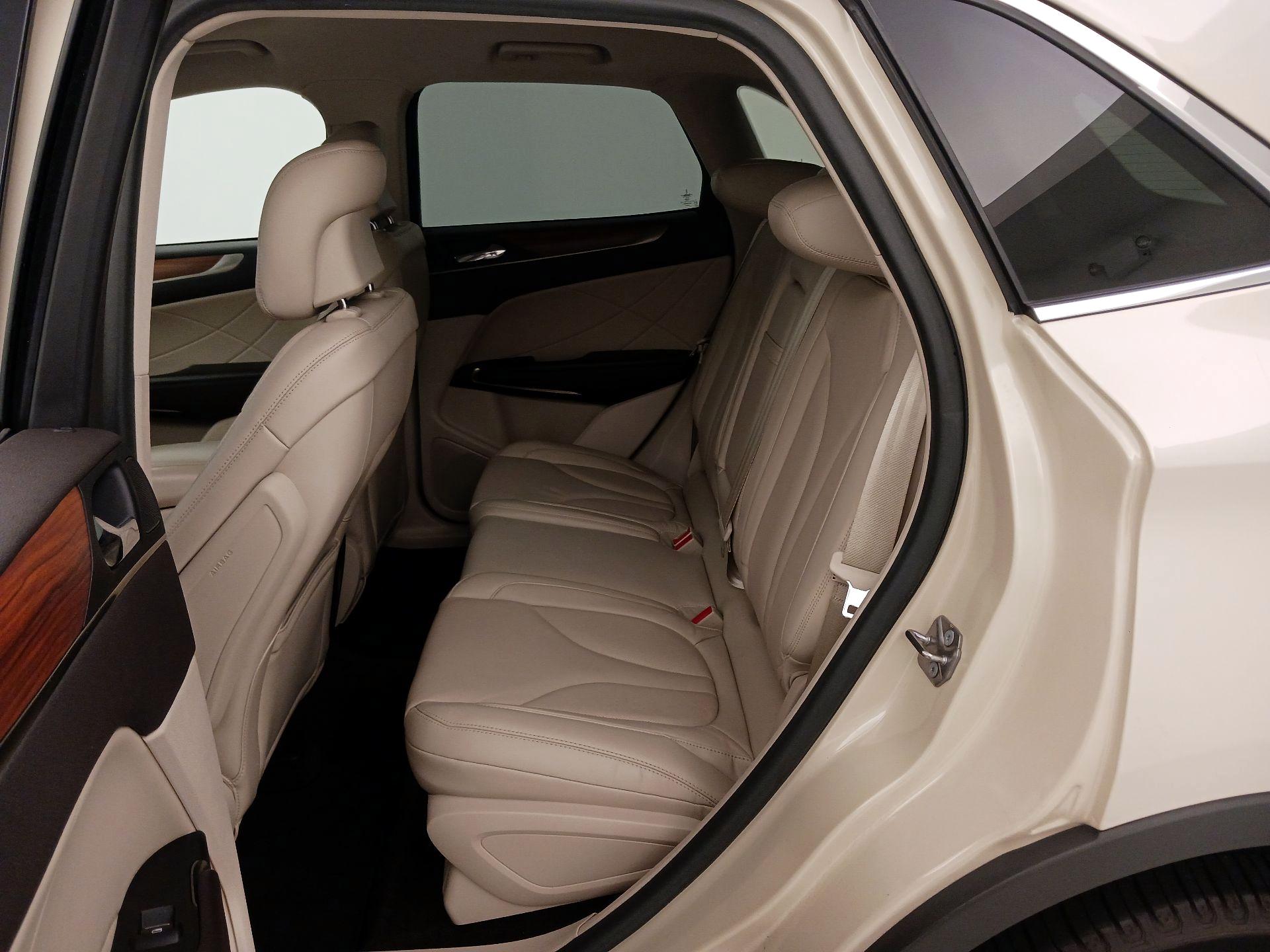 Thumbnail: 2018 Lincoln MKC - 20