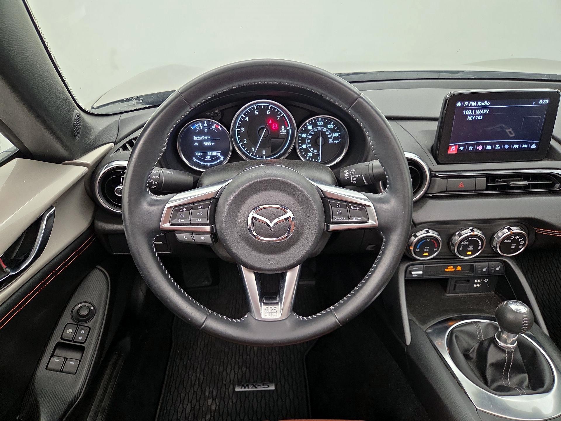 Thumbnail: 2022 Mazda MX-5 Miata - 10