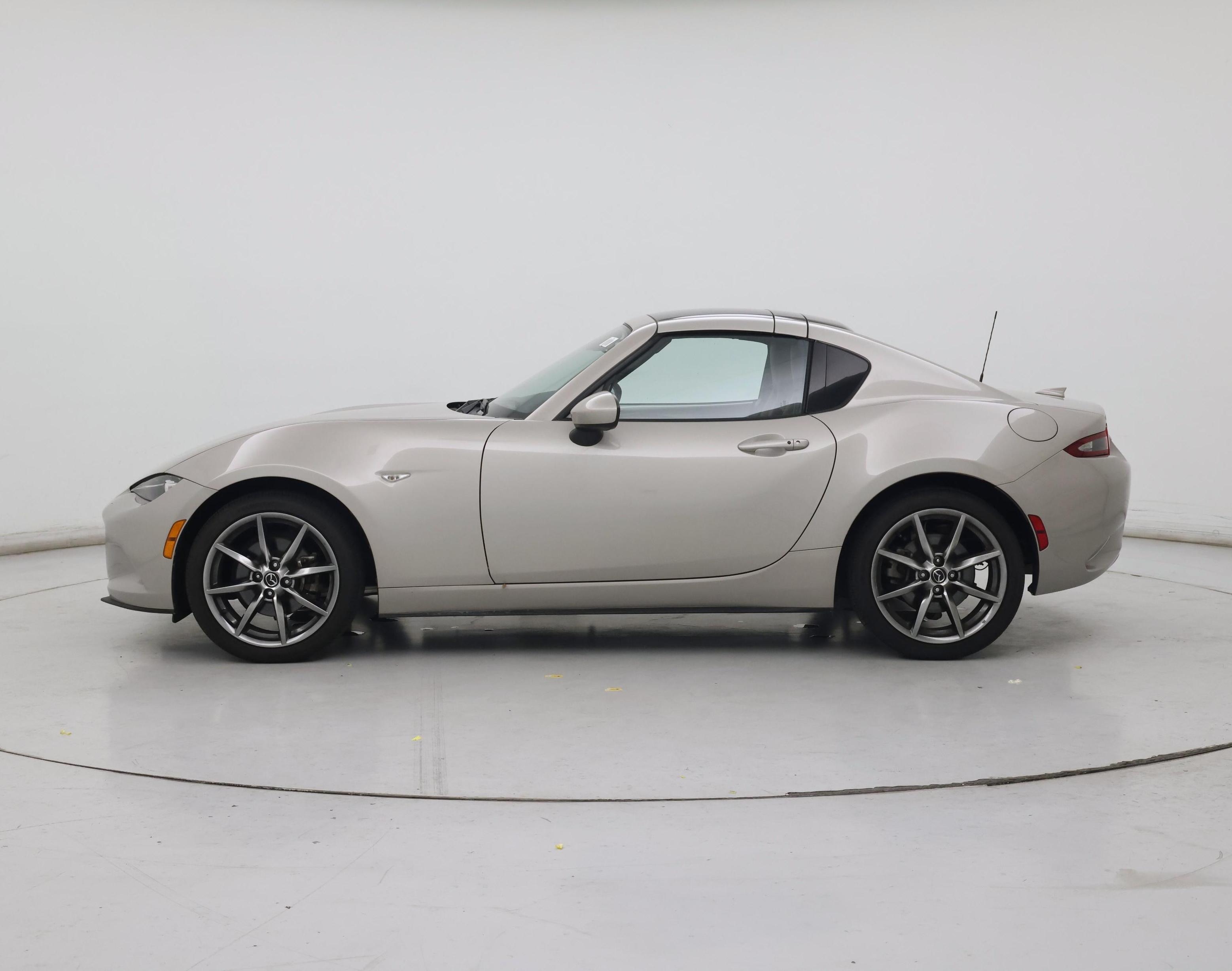 Thumbnail: 2022 Mazda MX-5 Miata - 3