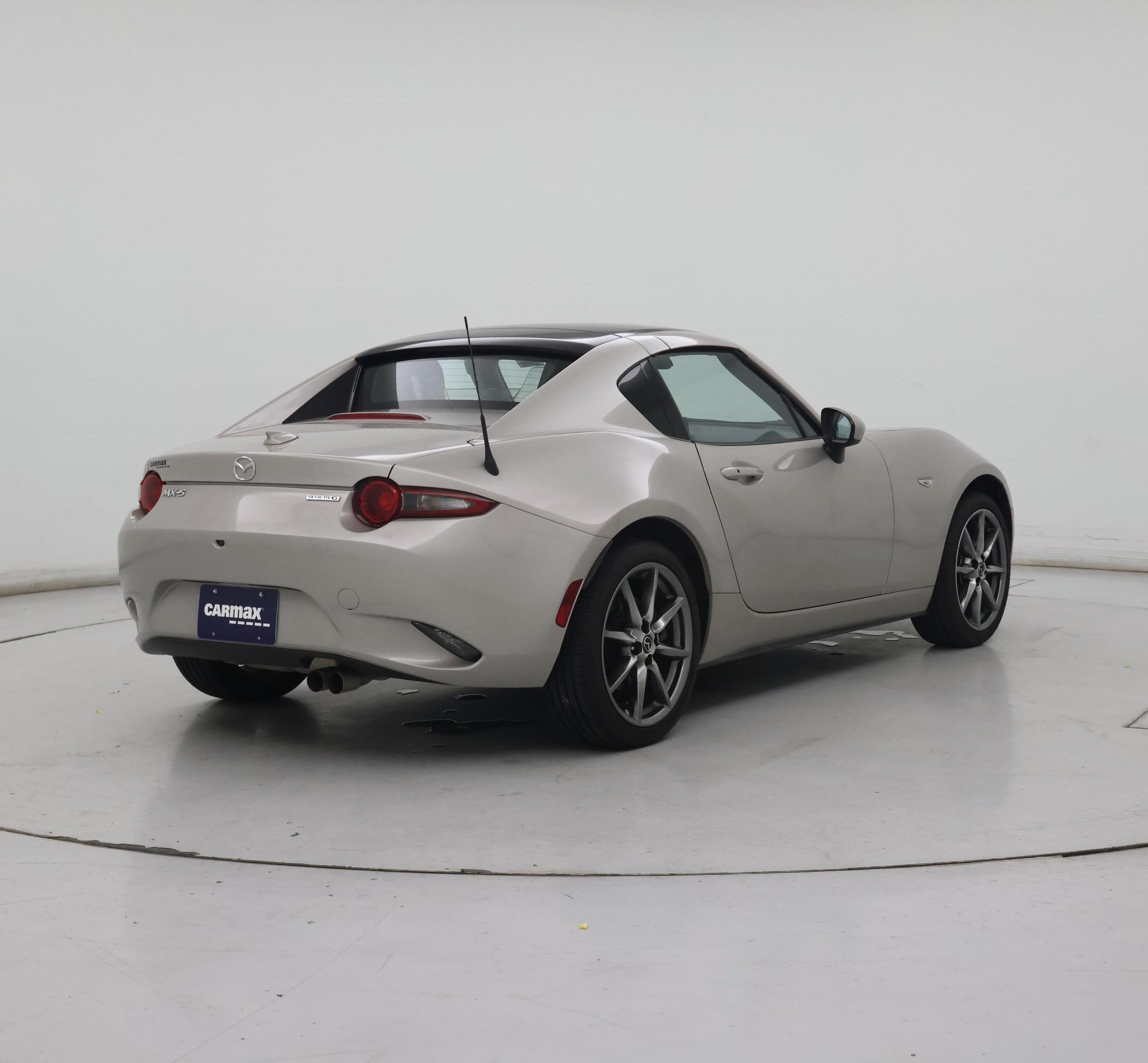 Thumbnail: 2022 Mazda MX-5 Miata - 8