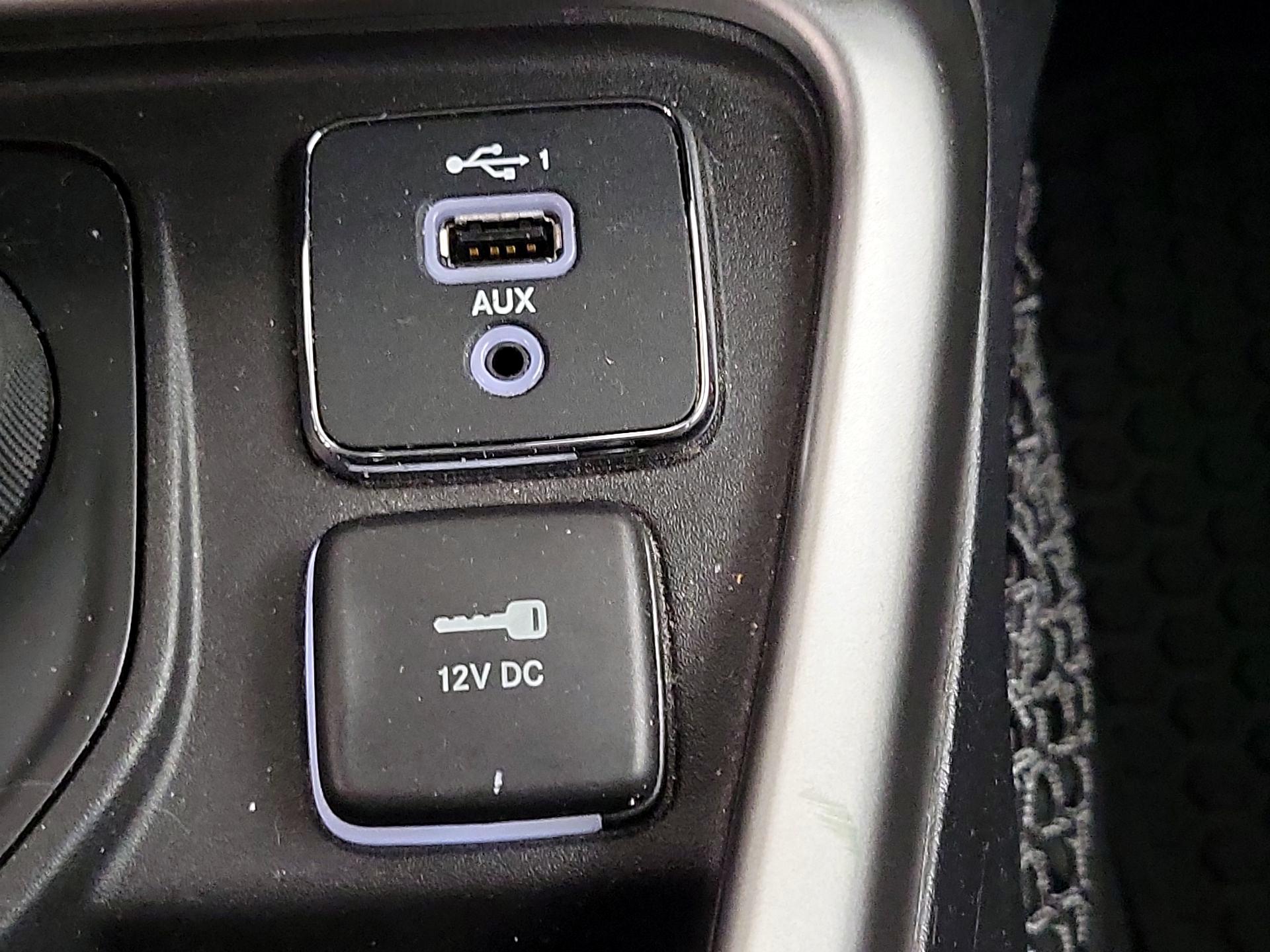 Thumbnail: 2020 Jeep Compass - 18