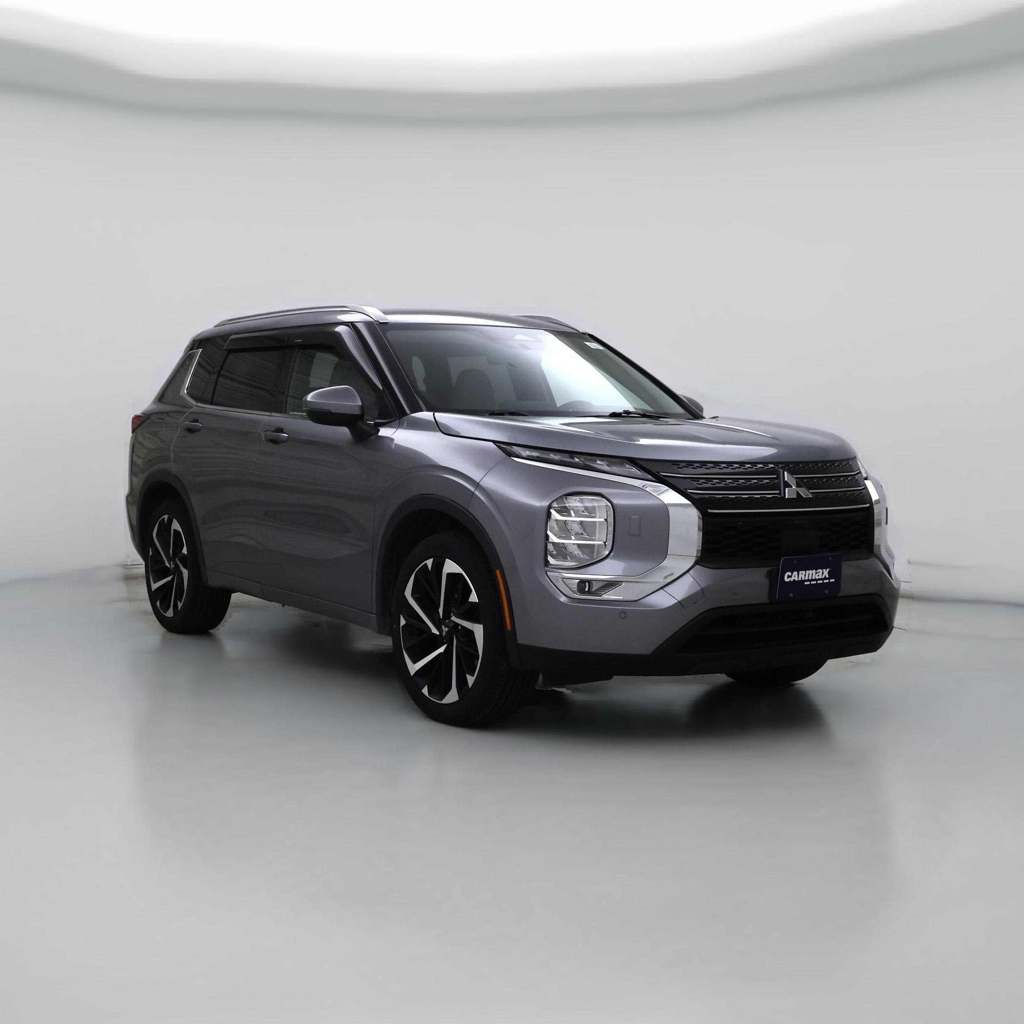 Thumbnail: 2022 Mitsubishi Outlander - 1