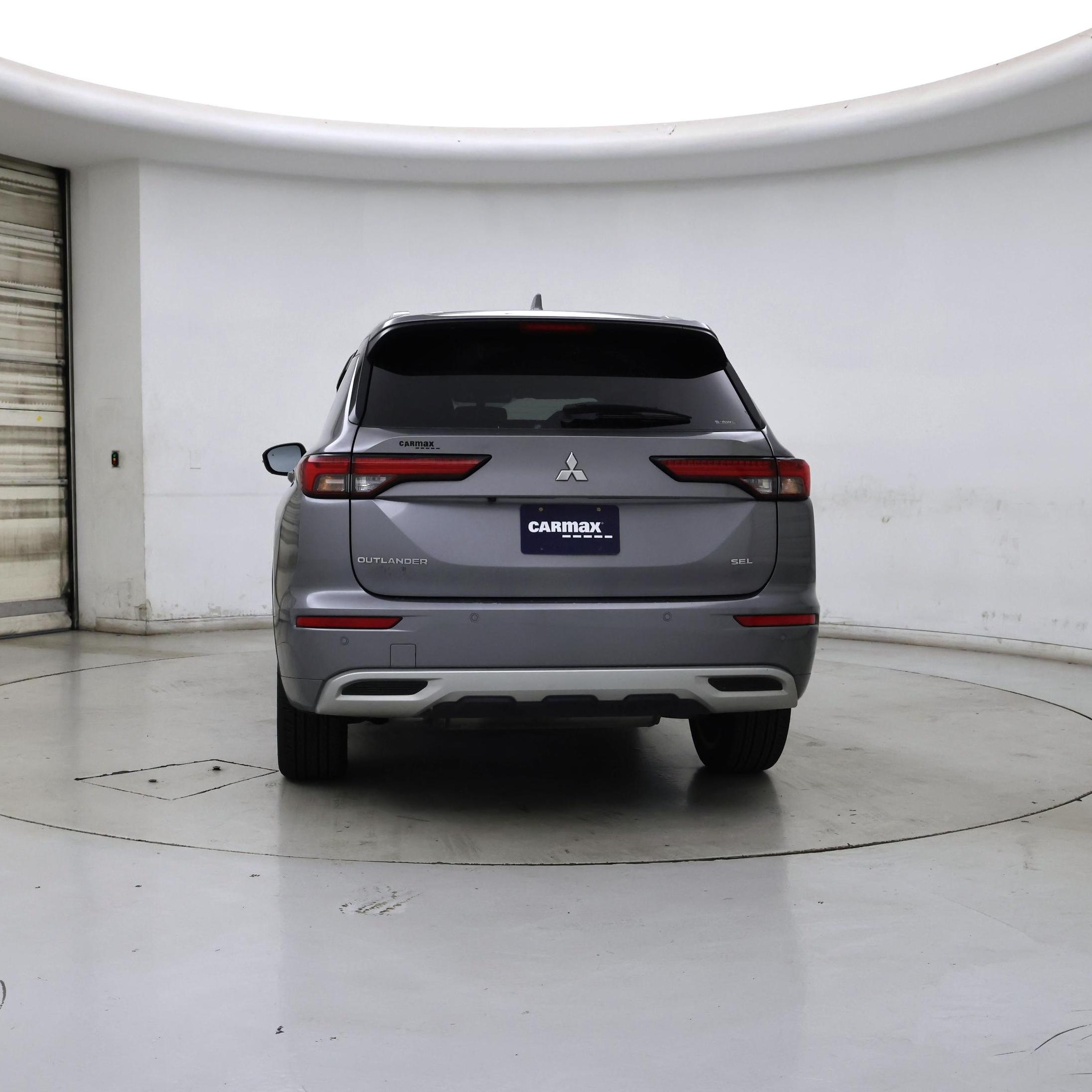 Thumbnail: 2022 Mitsubishi Outlander - 6