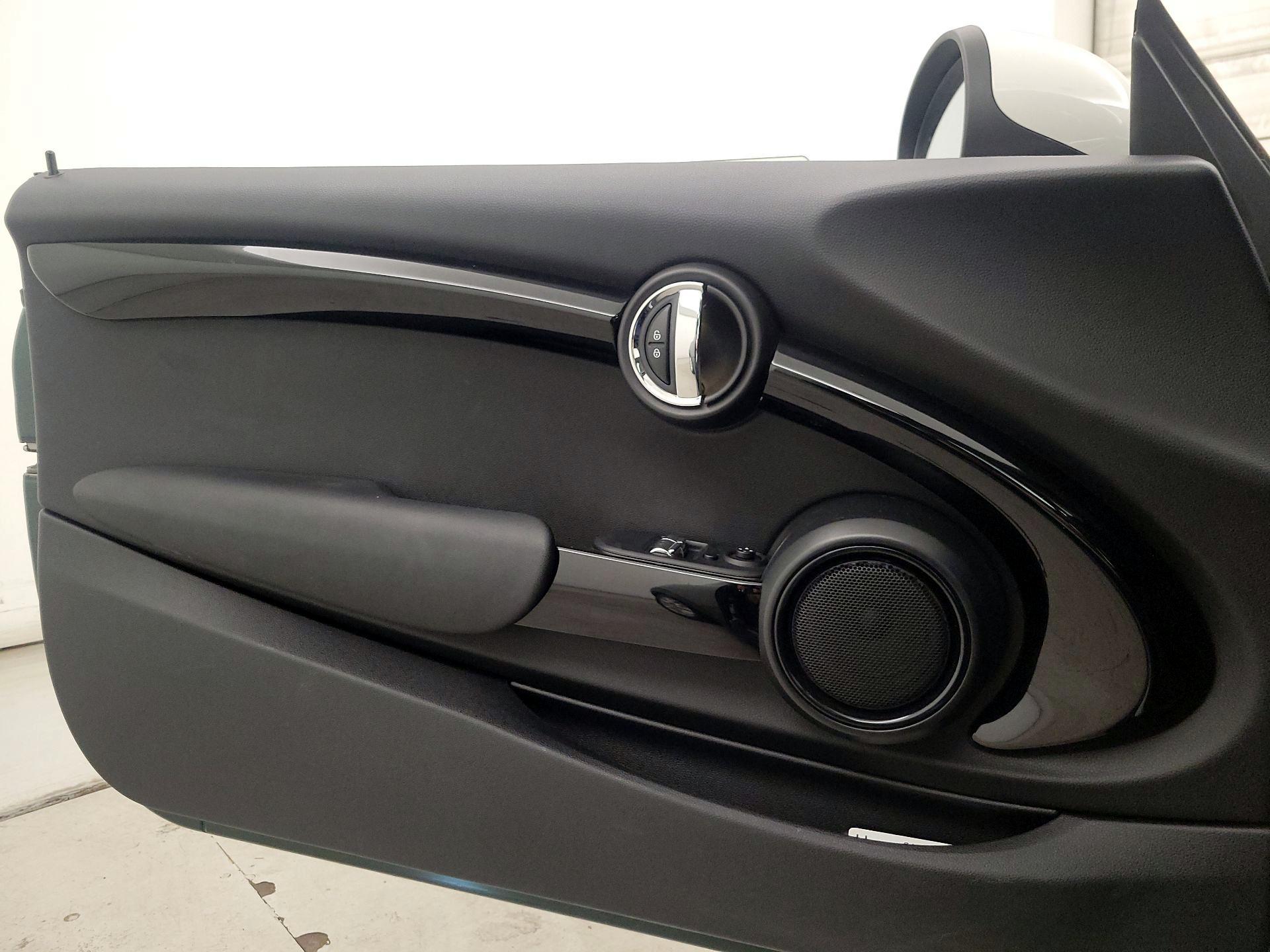 Thumbnail: 2019 MINI Cooper Hardtop - 12