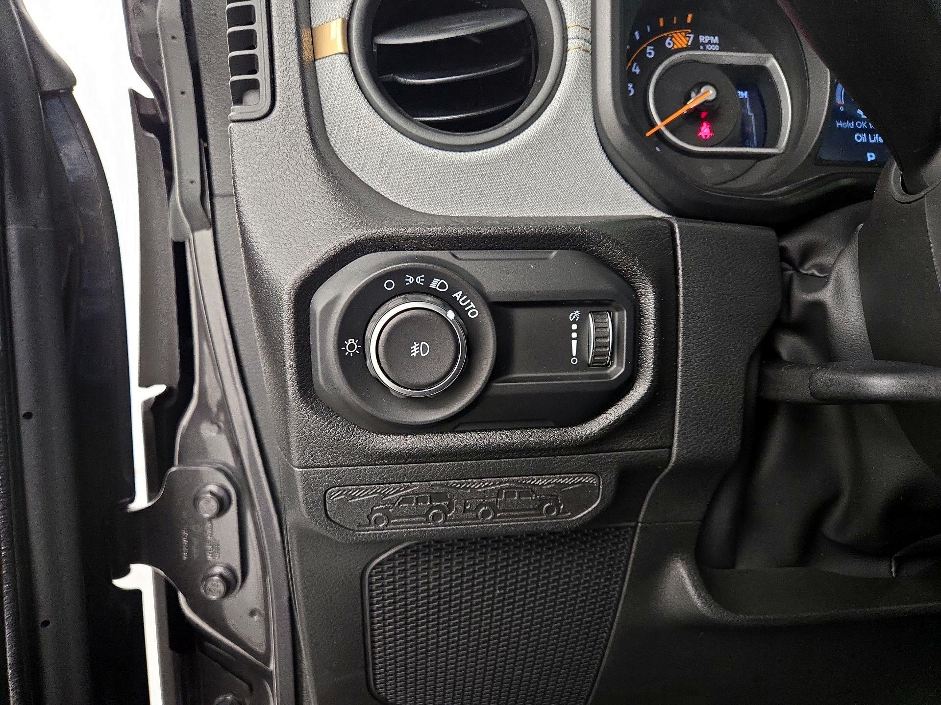 Thumbnail: 2025 Jeep Wrangler - 13