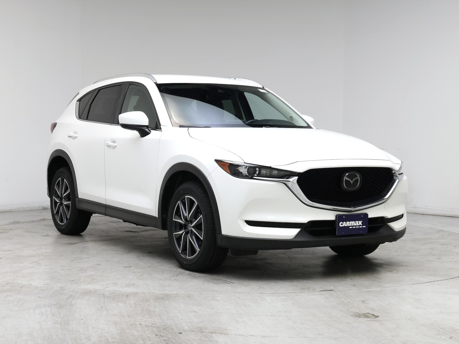 2018 Mazda CX-5 Touring - Photo 2