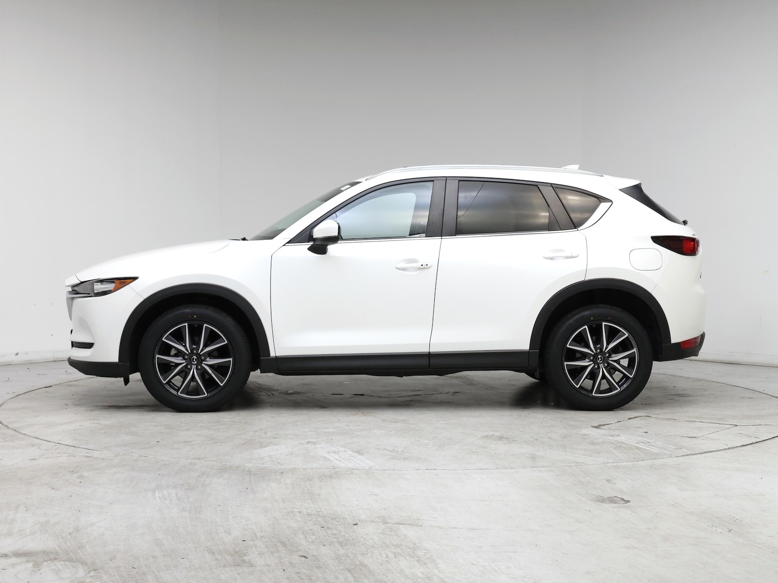 2018 Mazda CX-5 Touring - Photo 4