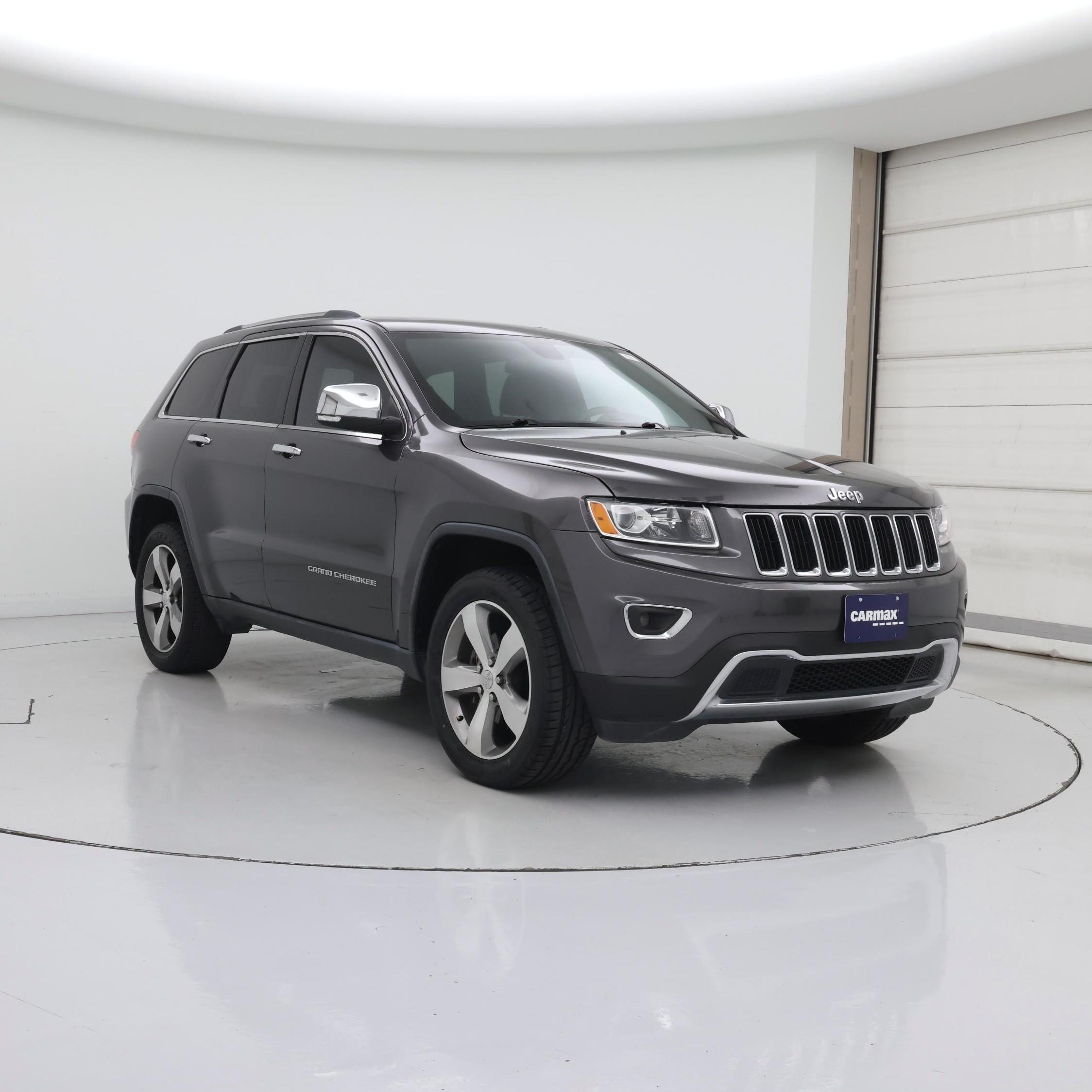 Gray 2014 Jeep Grand Cherokee SUV / Crossover 4X2 Automatic