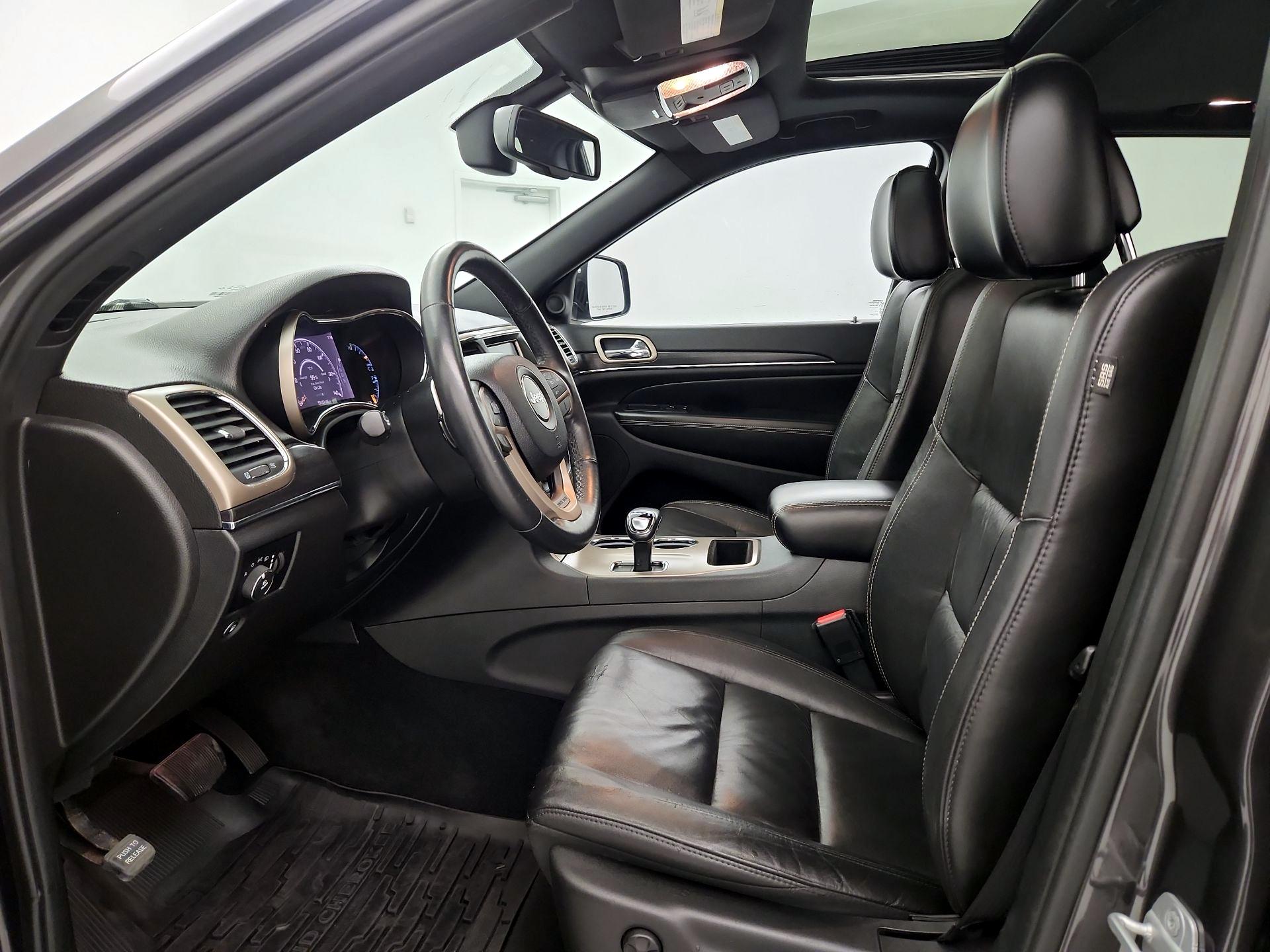 Thumbnail: 2014 Jeep Grand Cherokee - 11