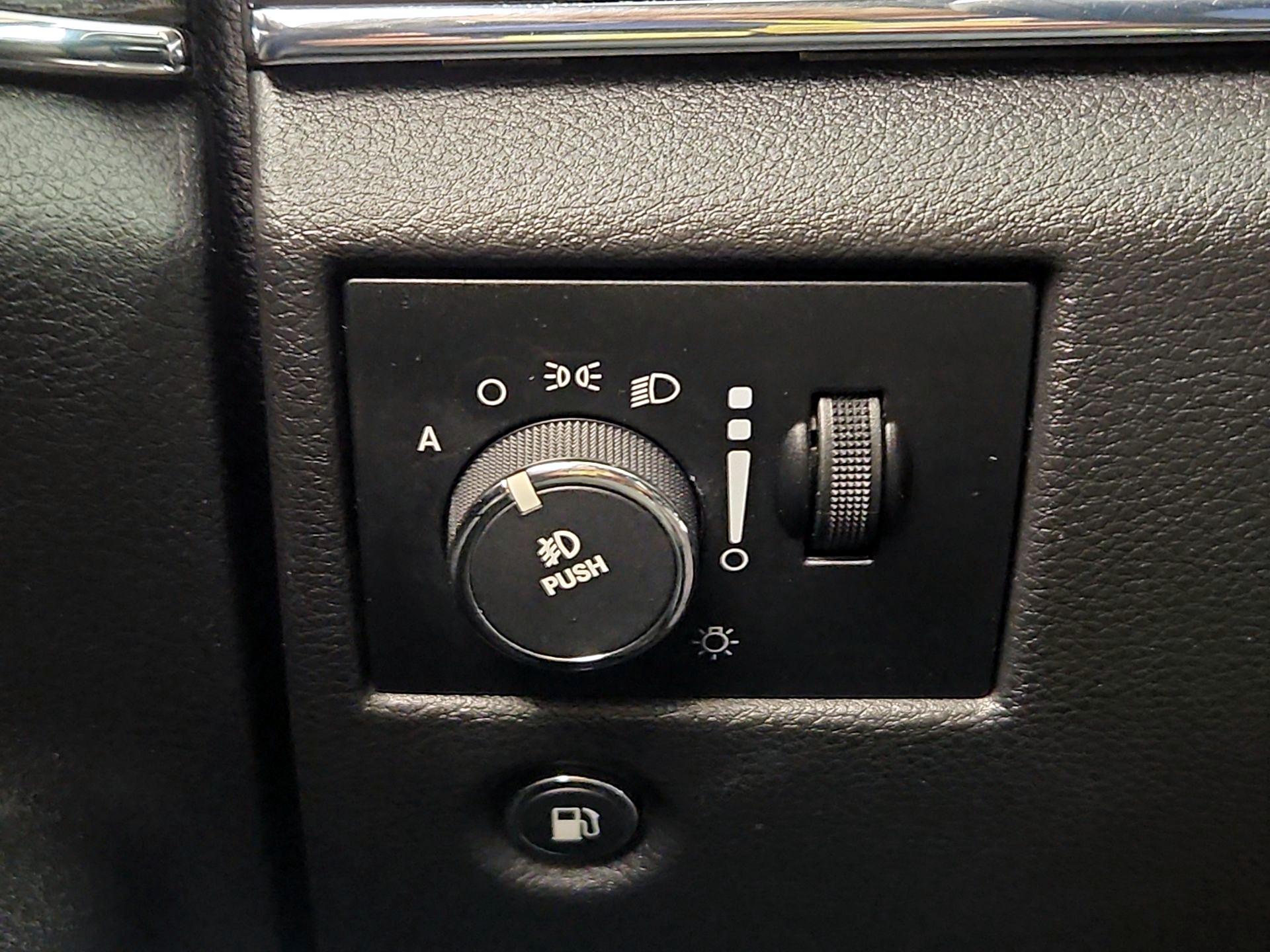 Thumbnail: 2014 Jeep Grand Cherokee - 13