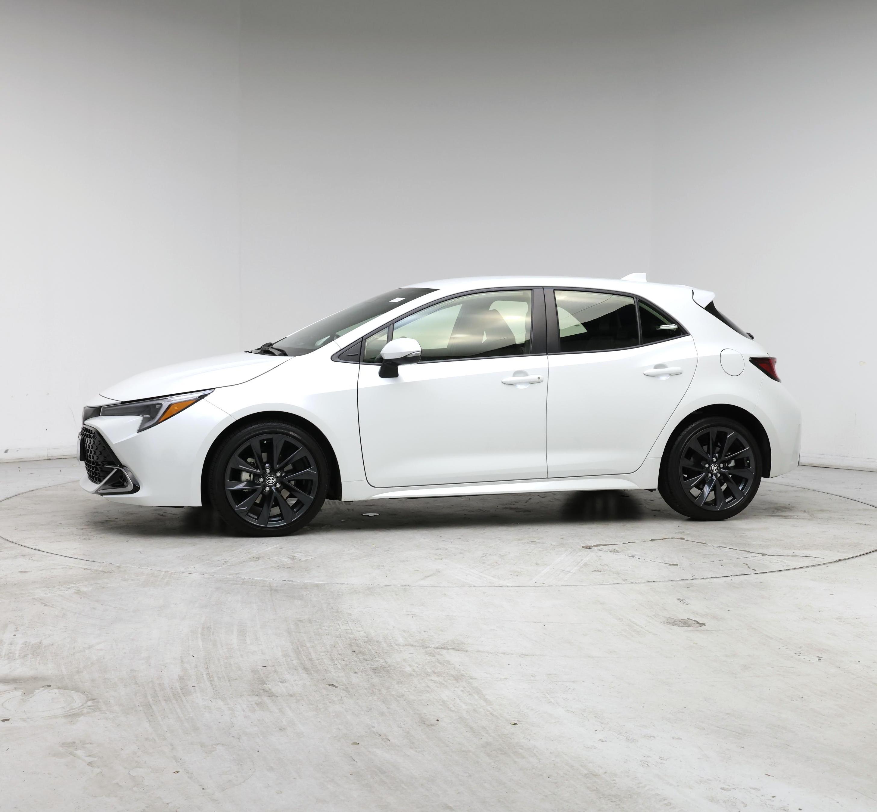 Thumbnail: 2024 Toyota Corolla - 3