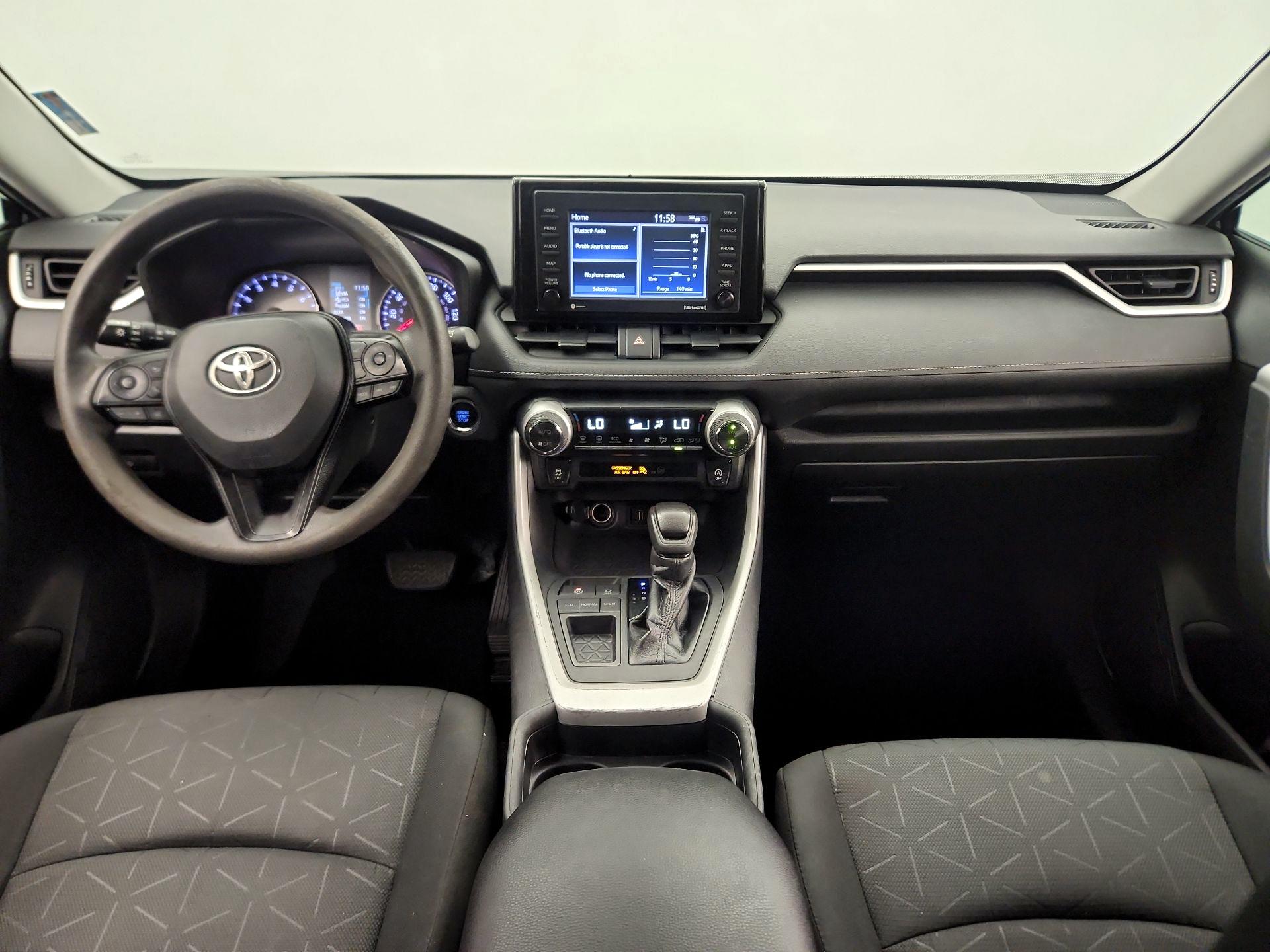Thumbnail: 2021 Toyota RAV4 - 9