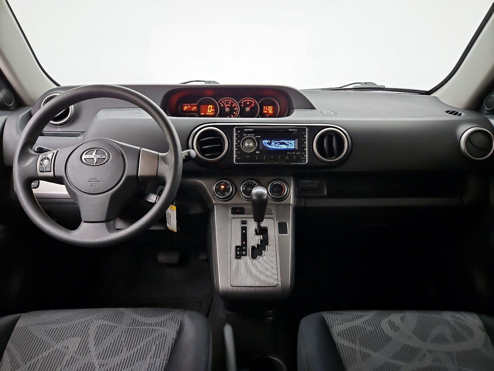 2014 Scion xB Base - Photo 10