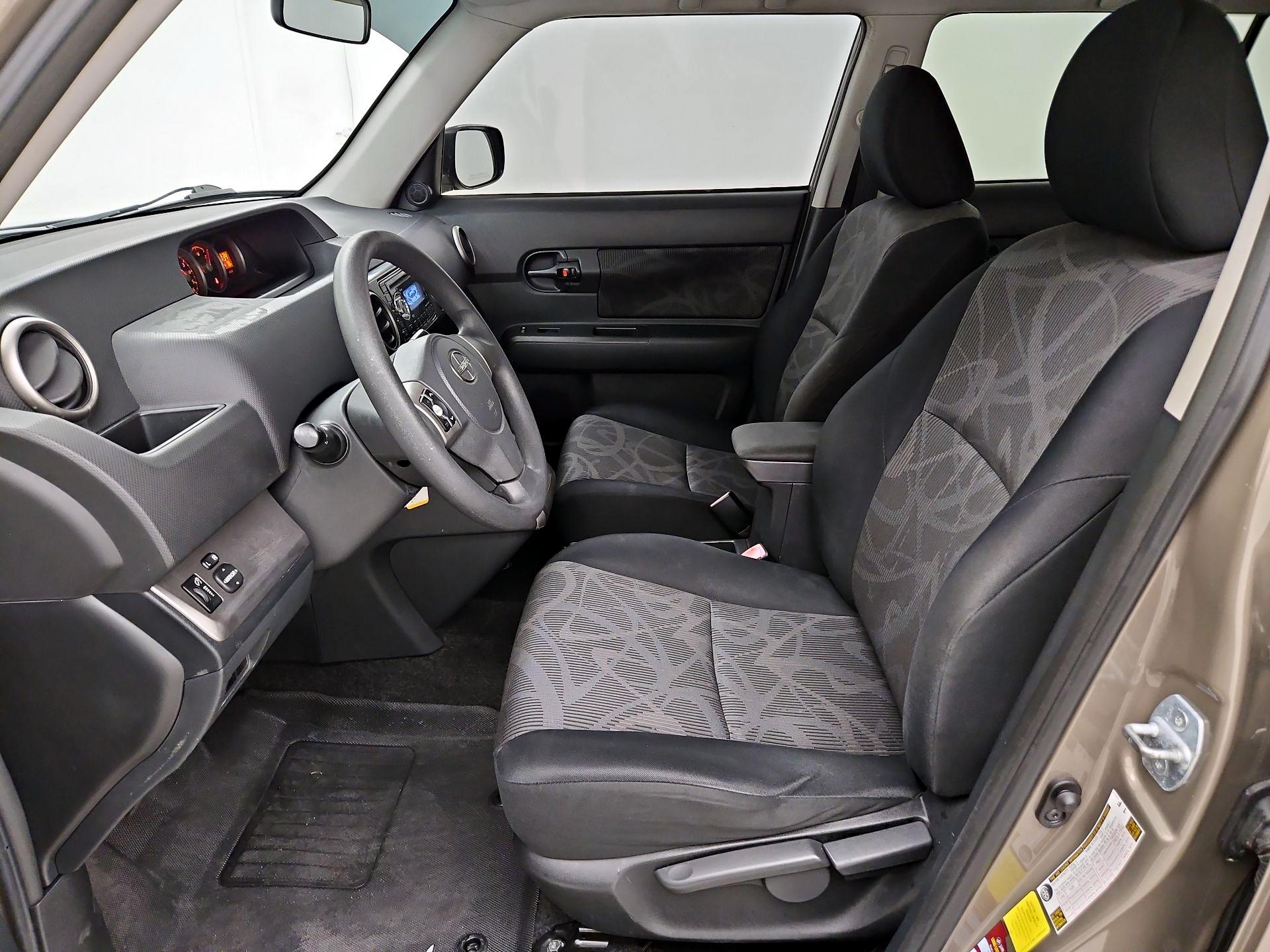 Thumbnail: 2014 Scion xB - 11