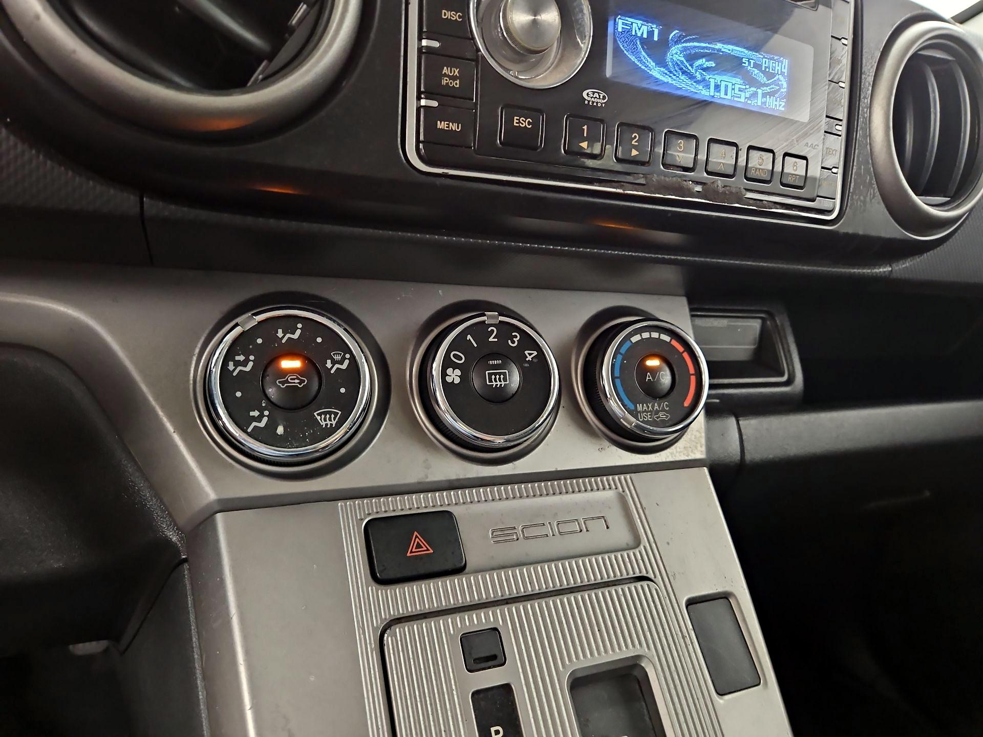 Thumbnail: 2014 Scion xB - 15