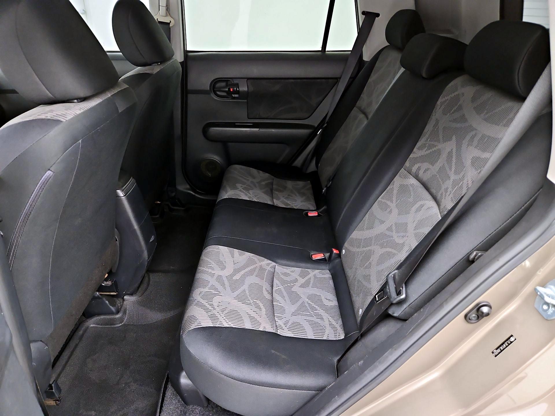 Thumbnail: 2014 Scion xB - 18