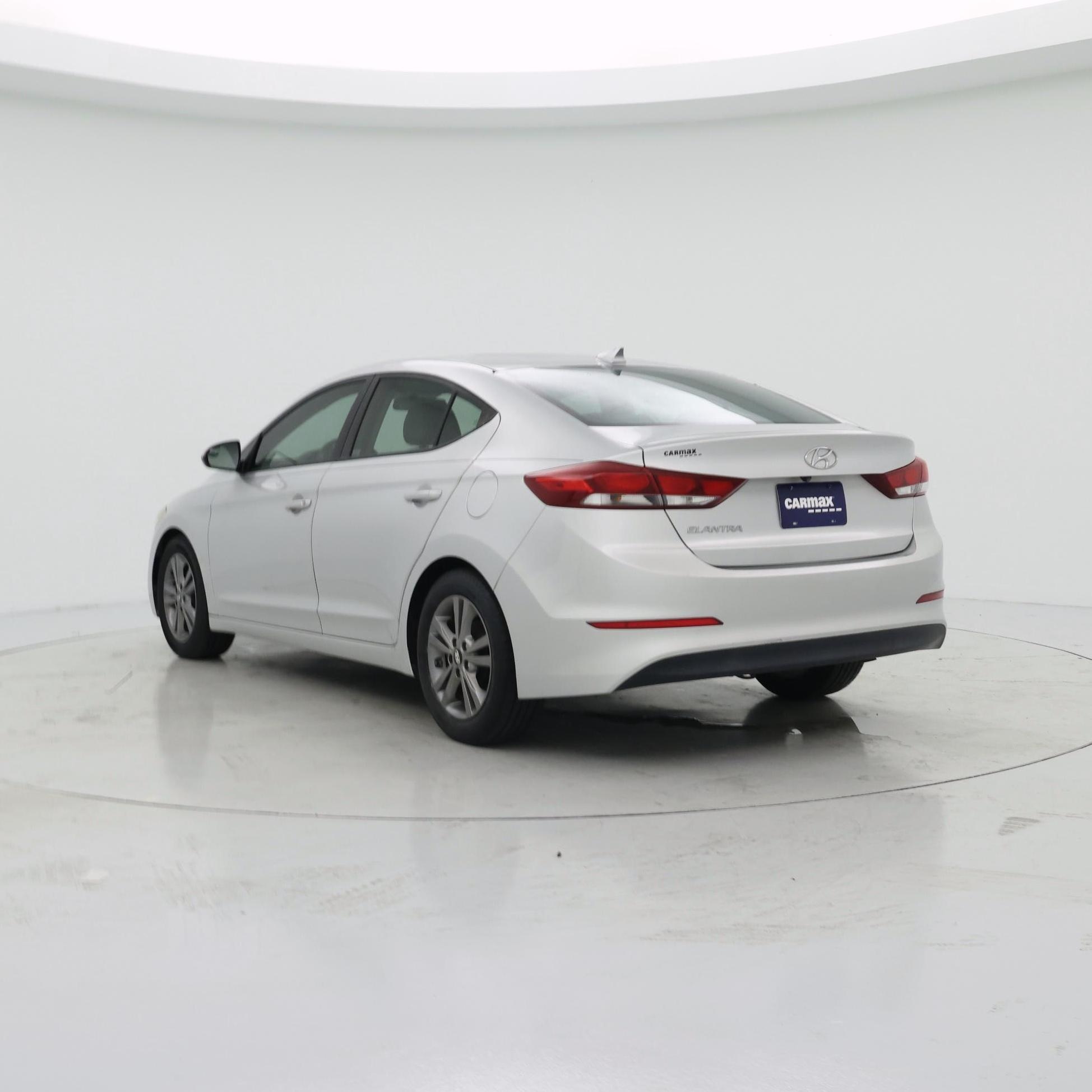 Thumbnail: 2017 Hyundai Elantra - 2