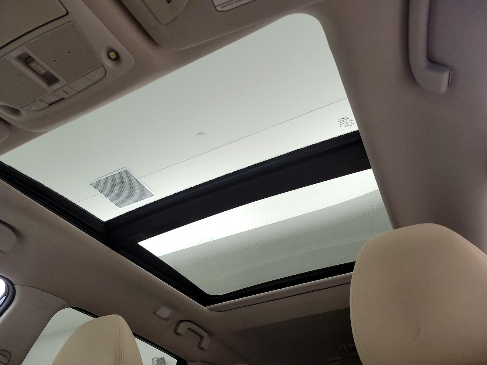 2018 Nissan Rogue SV - Photo 21