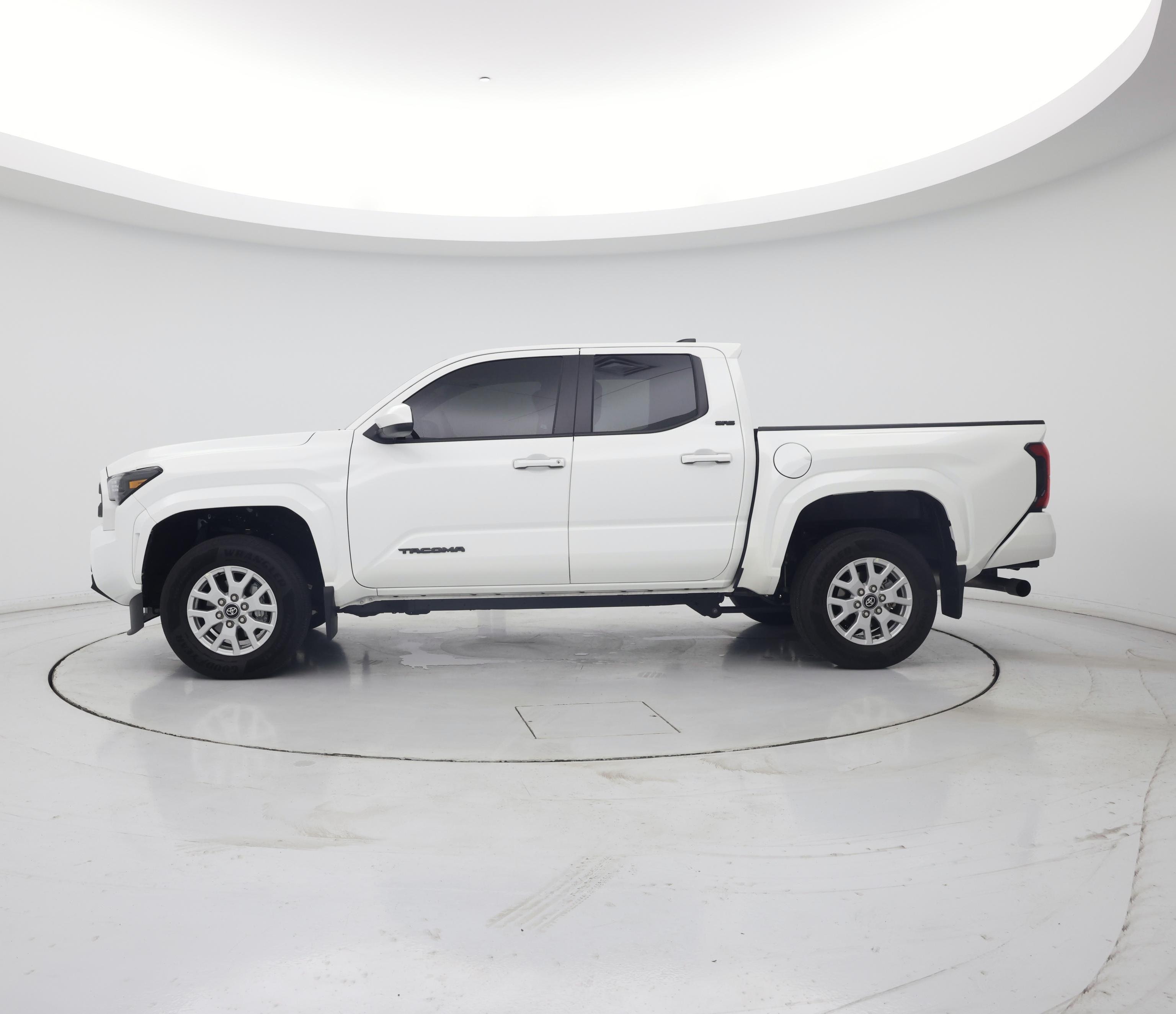 Thumbnail: 2025 Toyota Tacoma - 3
