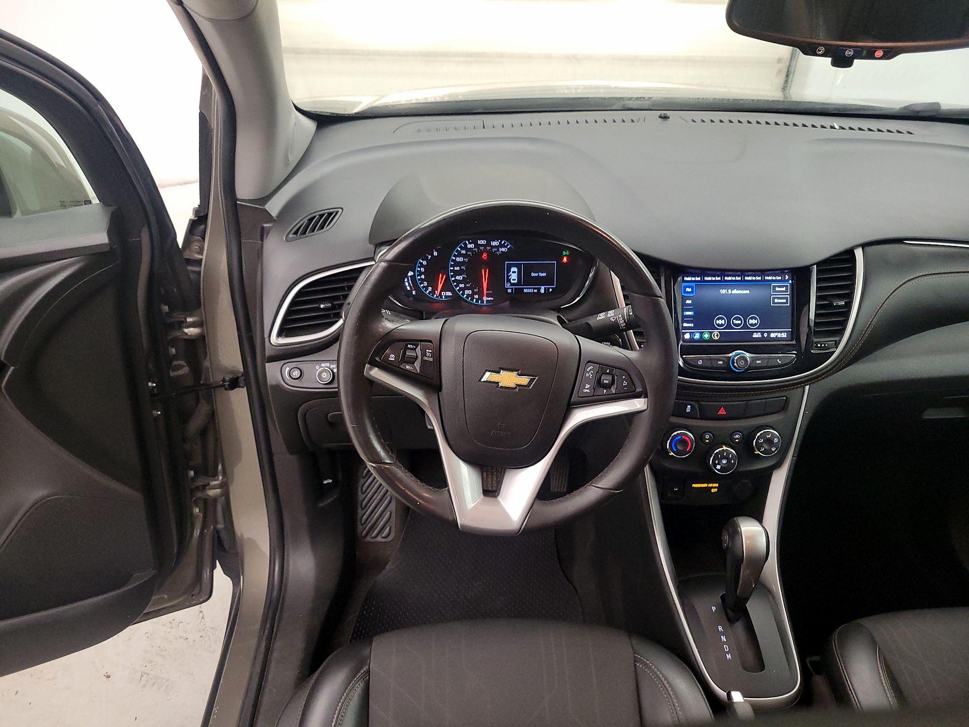Thumbnail: 2020 Chevrolet Trax - 10