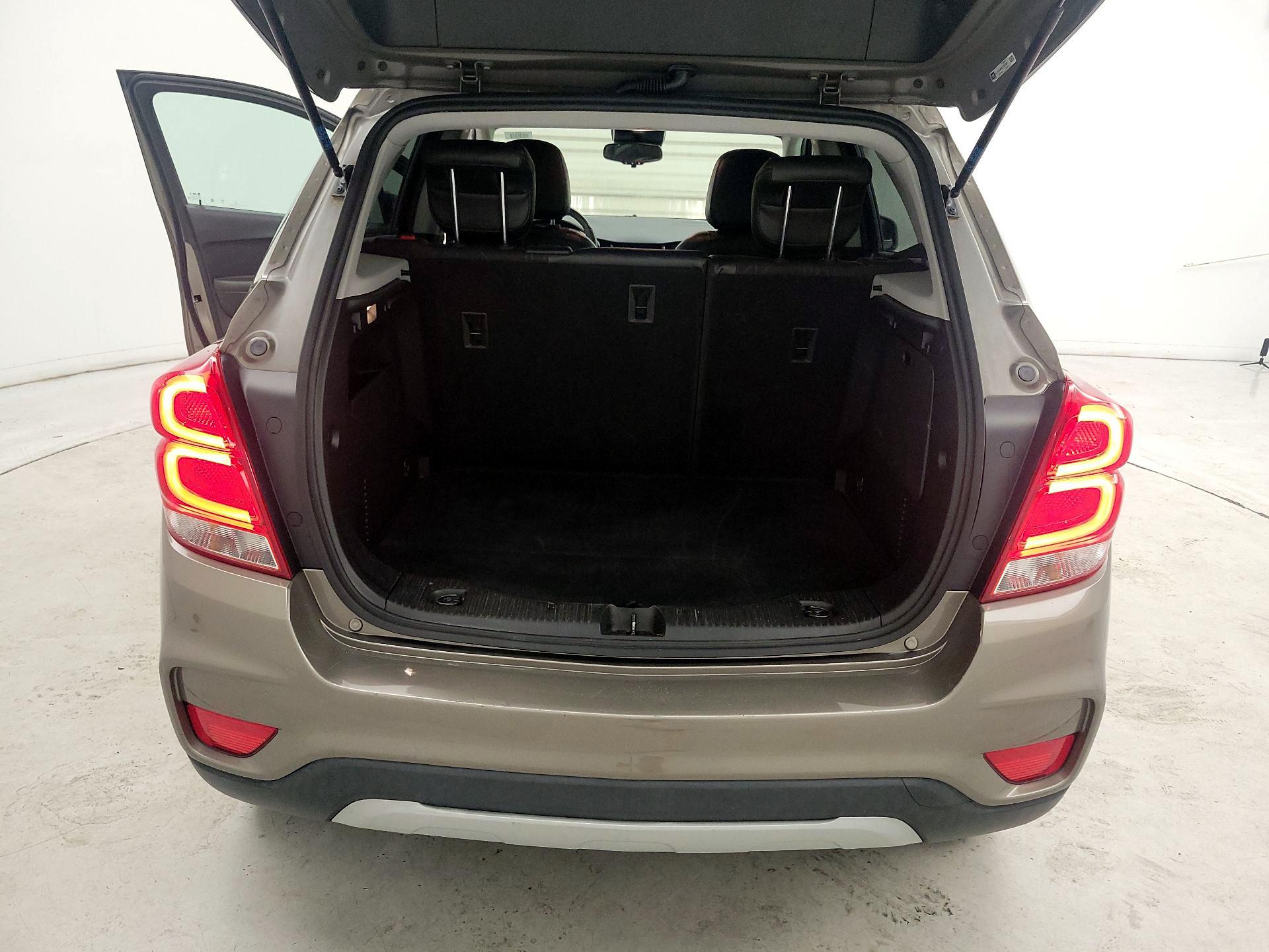Thumbnail: 2020 Chevrolet Trax - 20