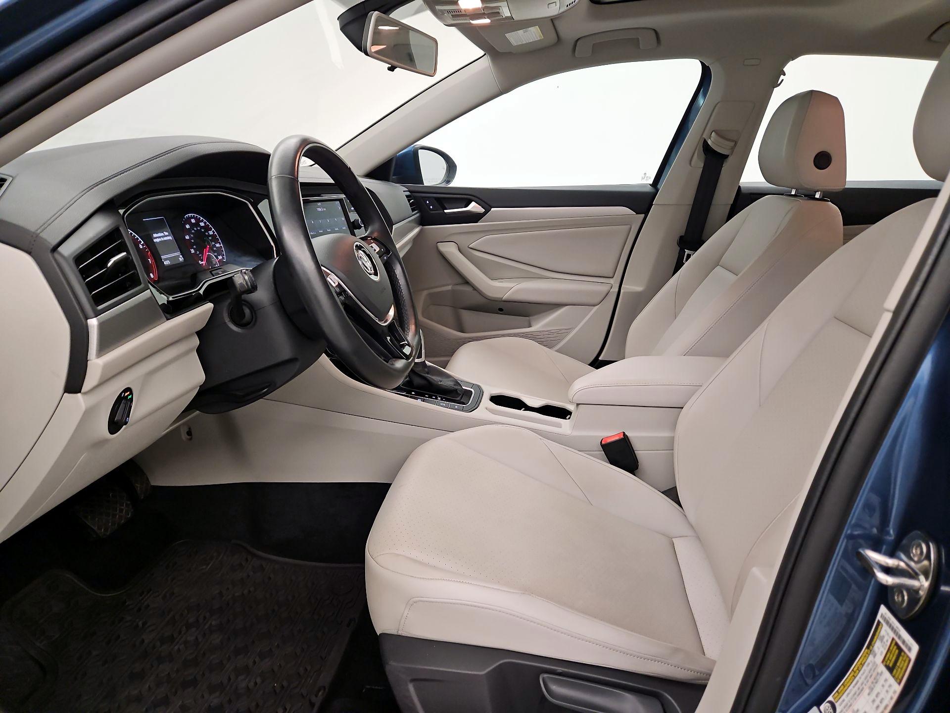 Thumbnail: 2019 Volkswagen Jetta - 11