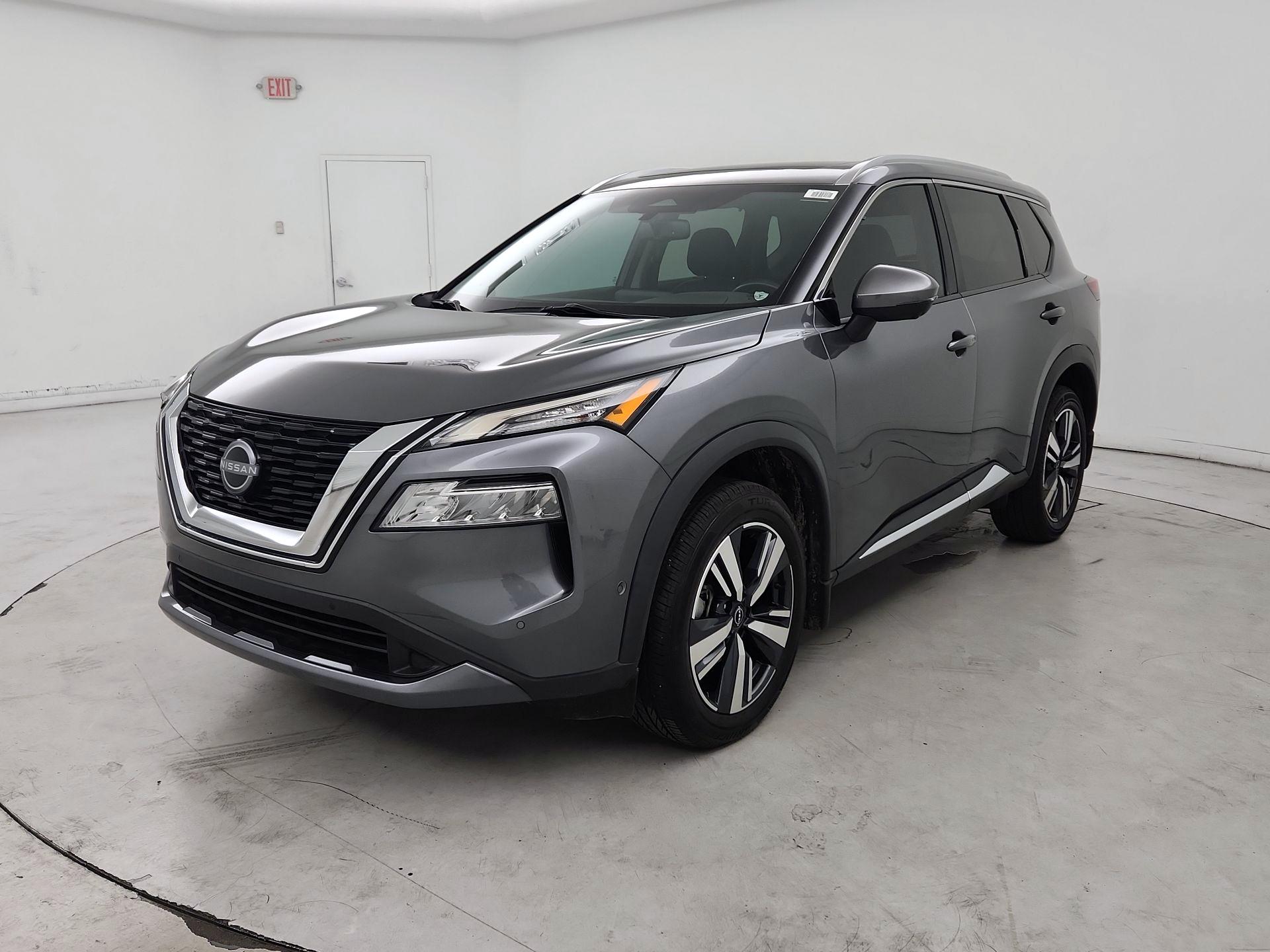 Thumbnail: 2023 Nissan Rogue - 3