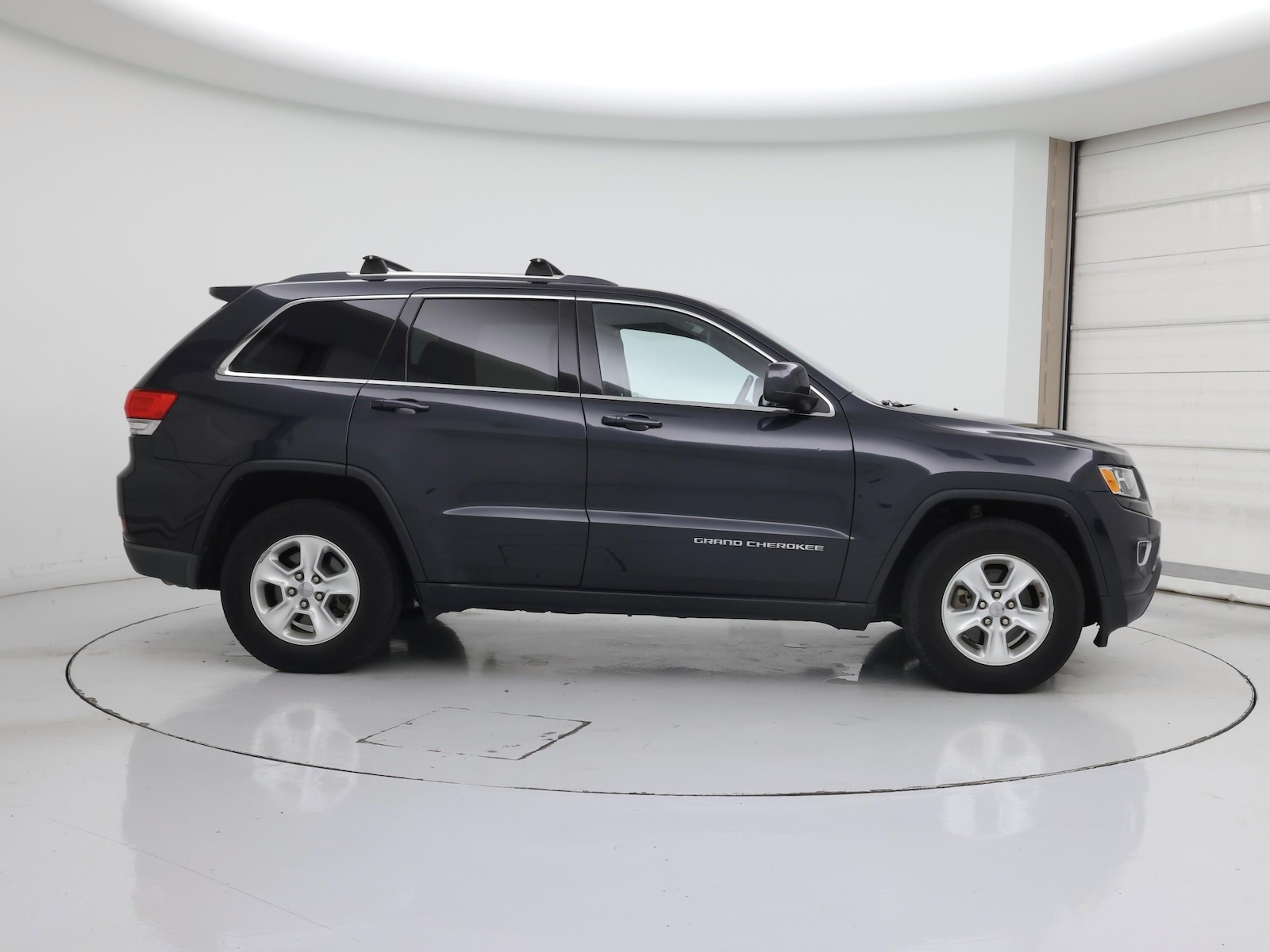 2016 Jeep Grand Cherokee Laredo E - Photo 8