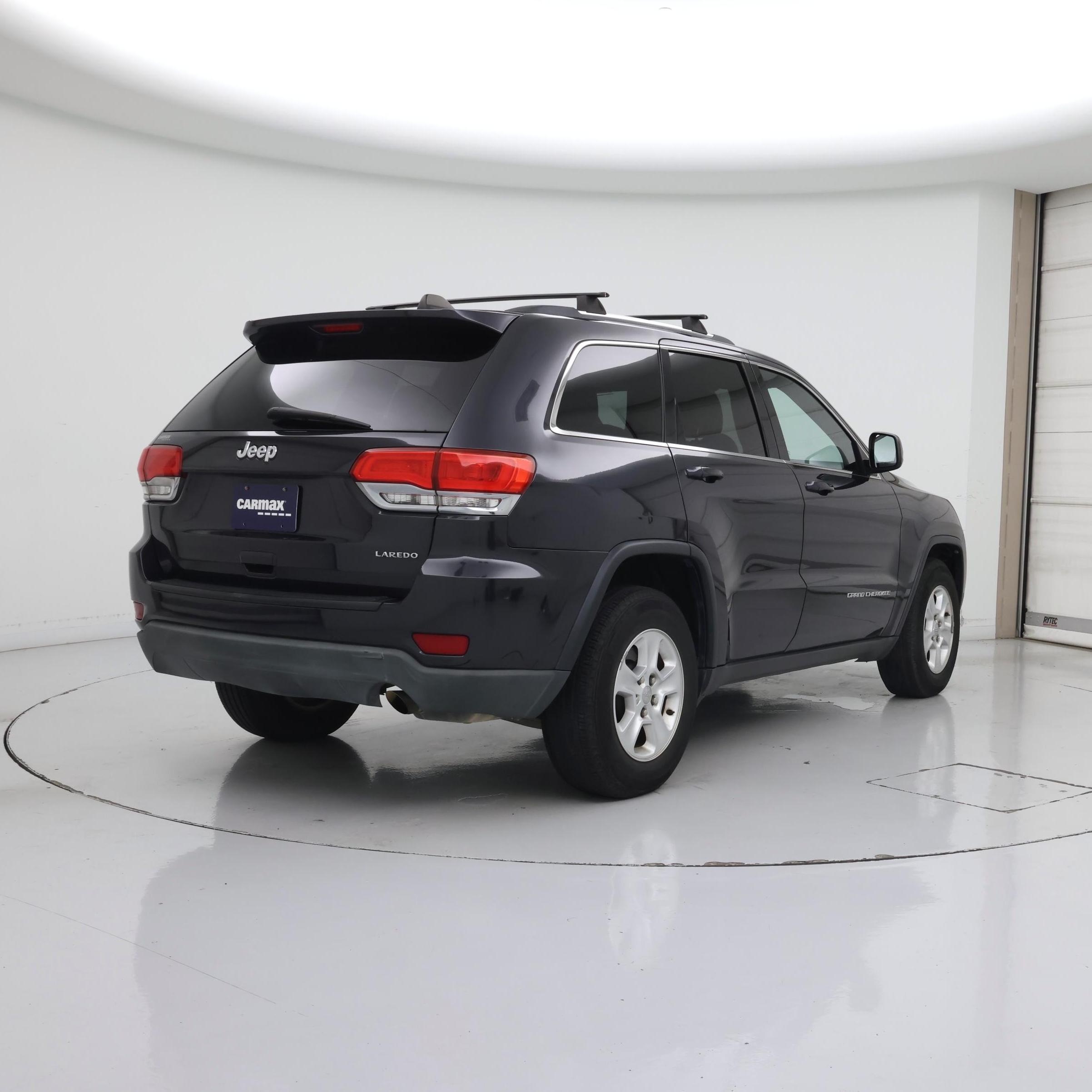 Thumbnail: 2016 Jeep Grand Cherokee - 8