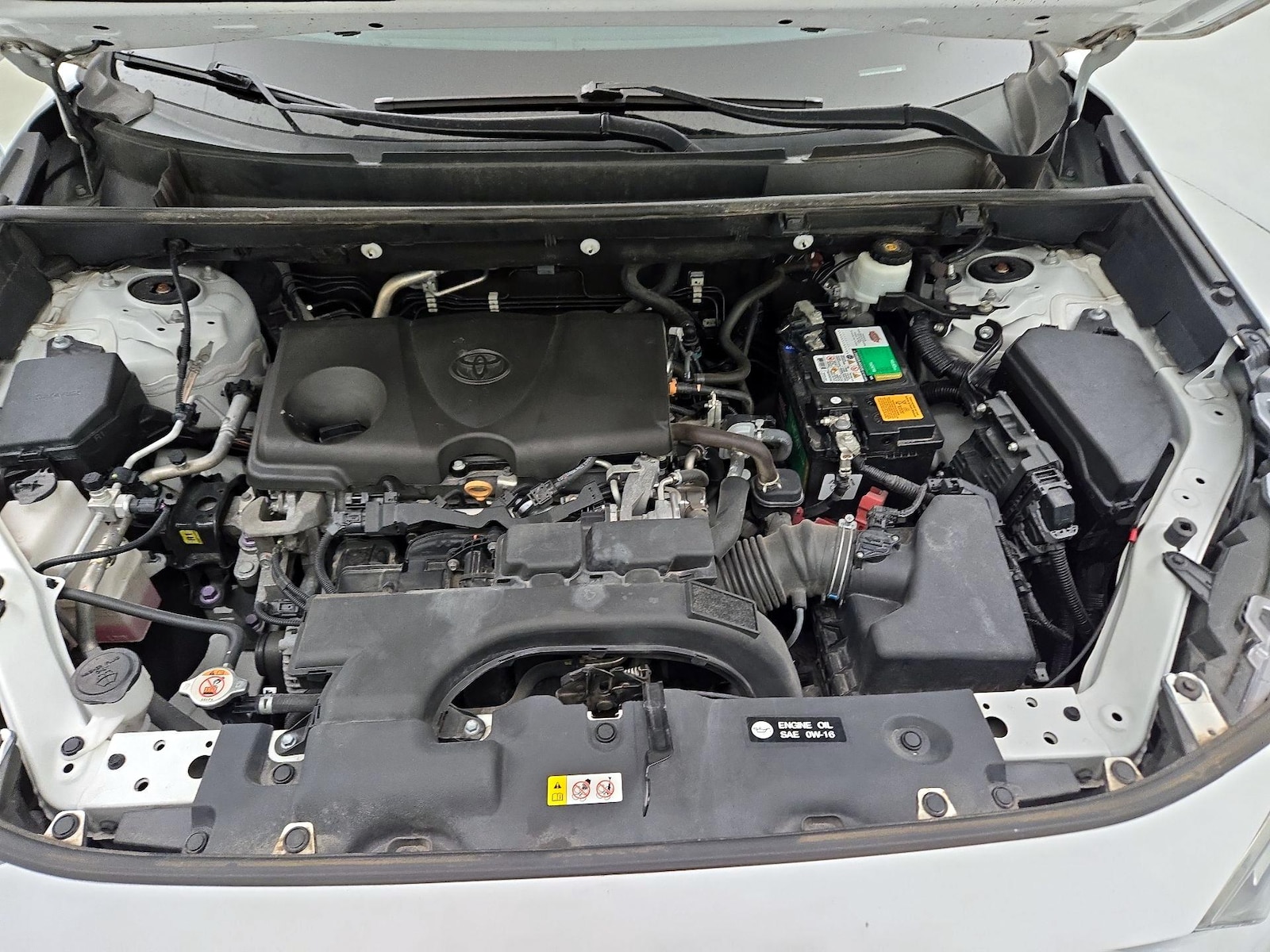 2020 Toyota RAV4 XLE - Photo 22