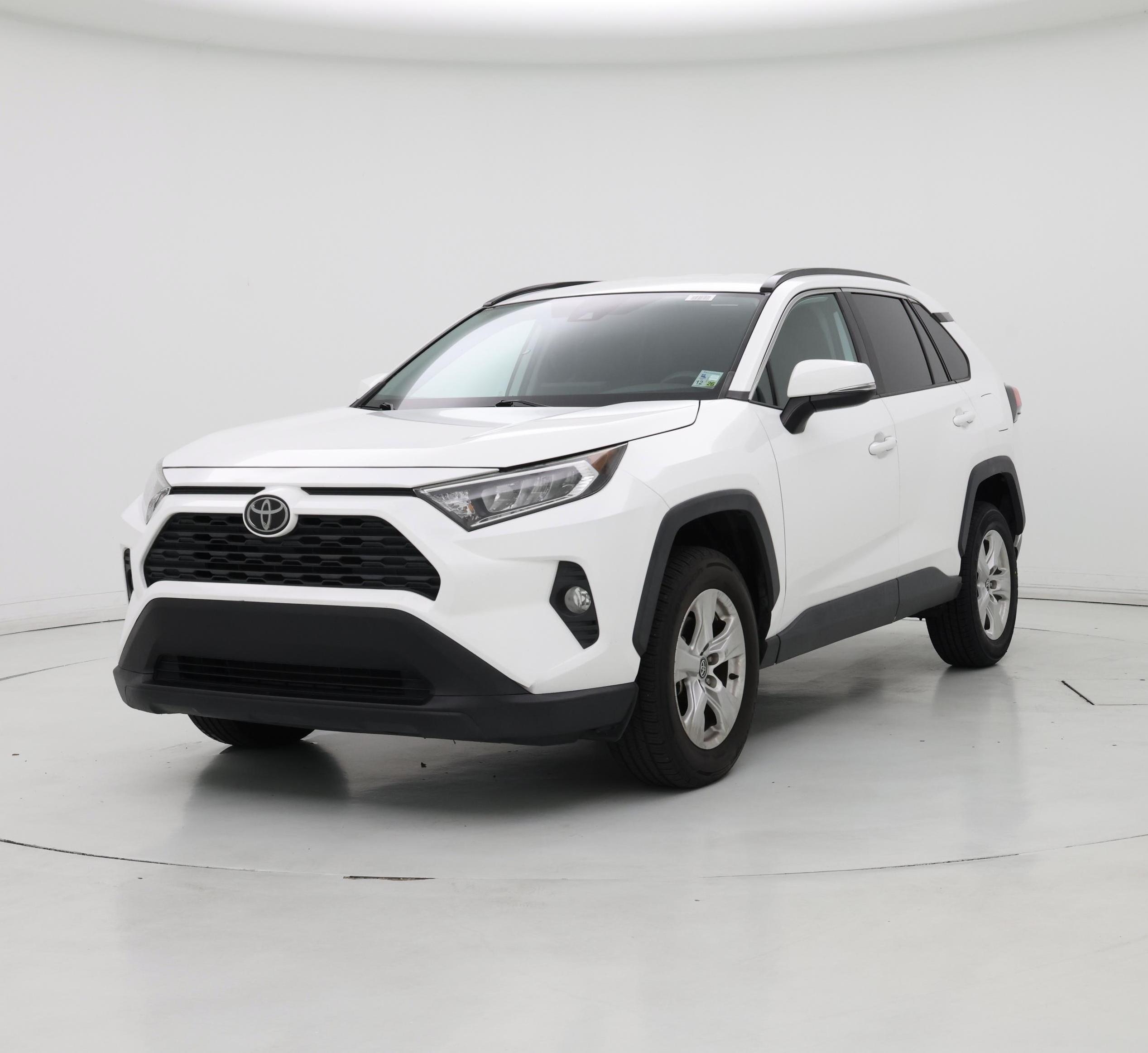 Thumbnail: 2020 Toyota RAV4 - 4