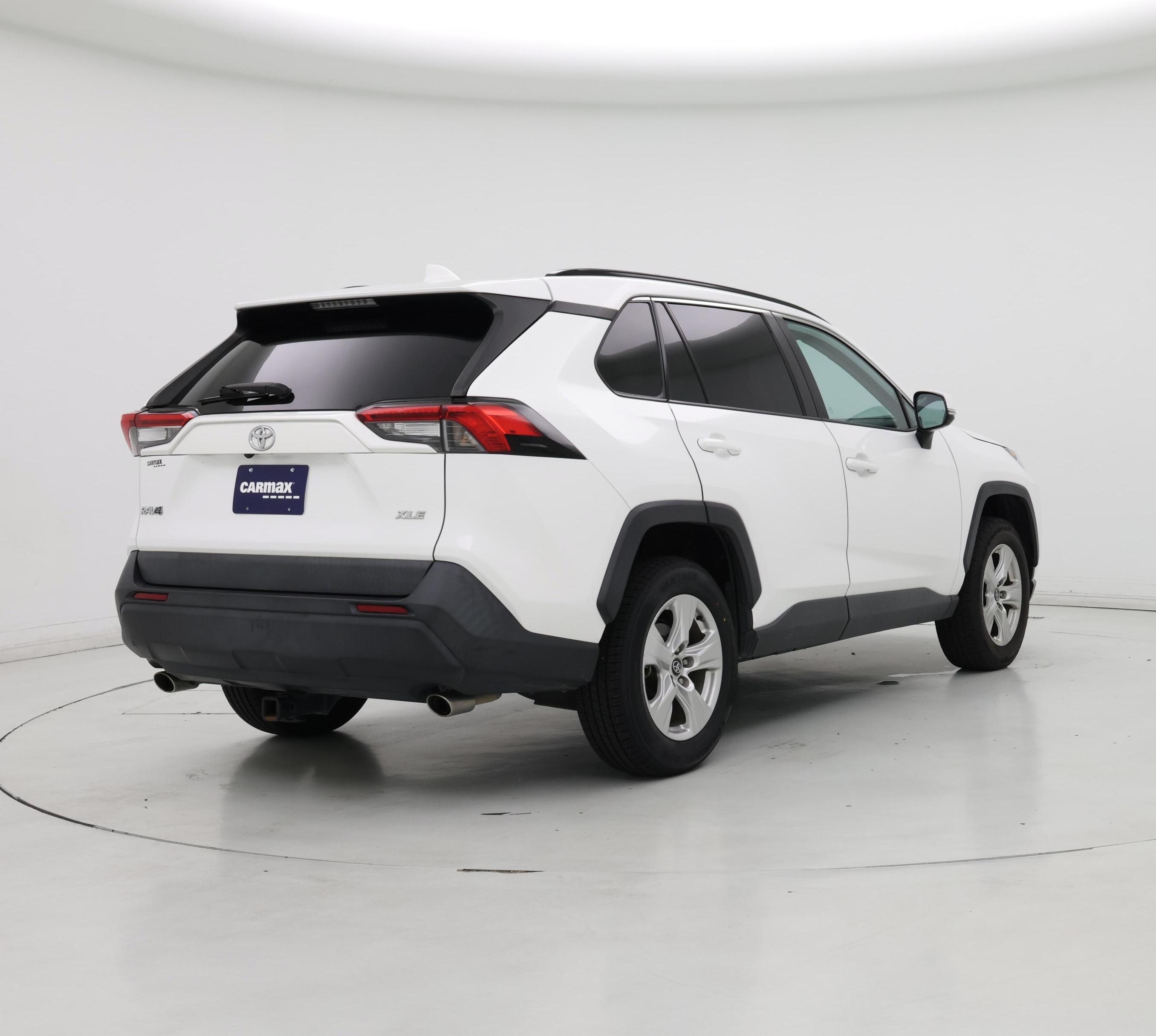 Thumbnail: 2020 Toyota RAV4 - 8