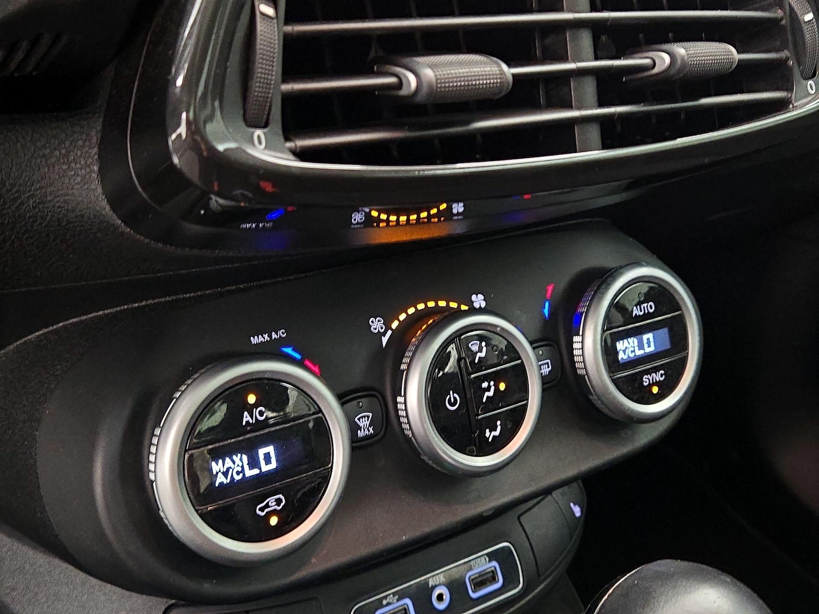 2019 FIAT 500X Urbana Edition - Photo 18