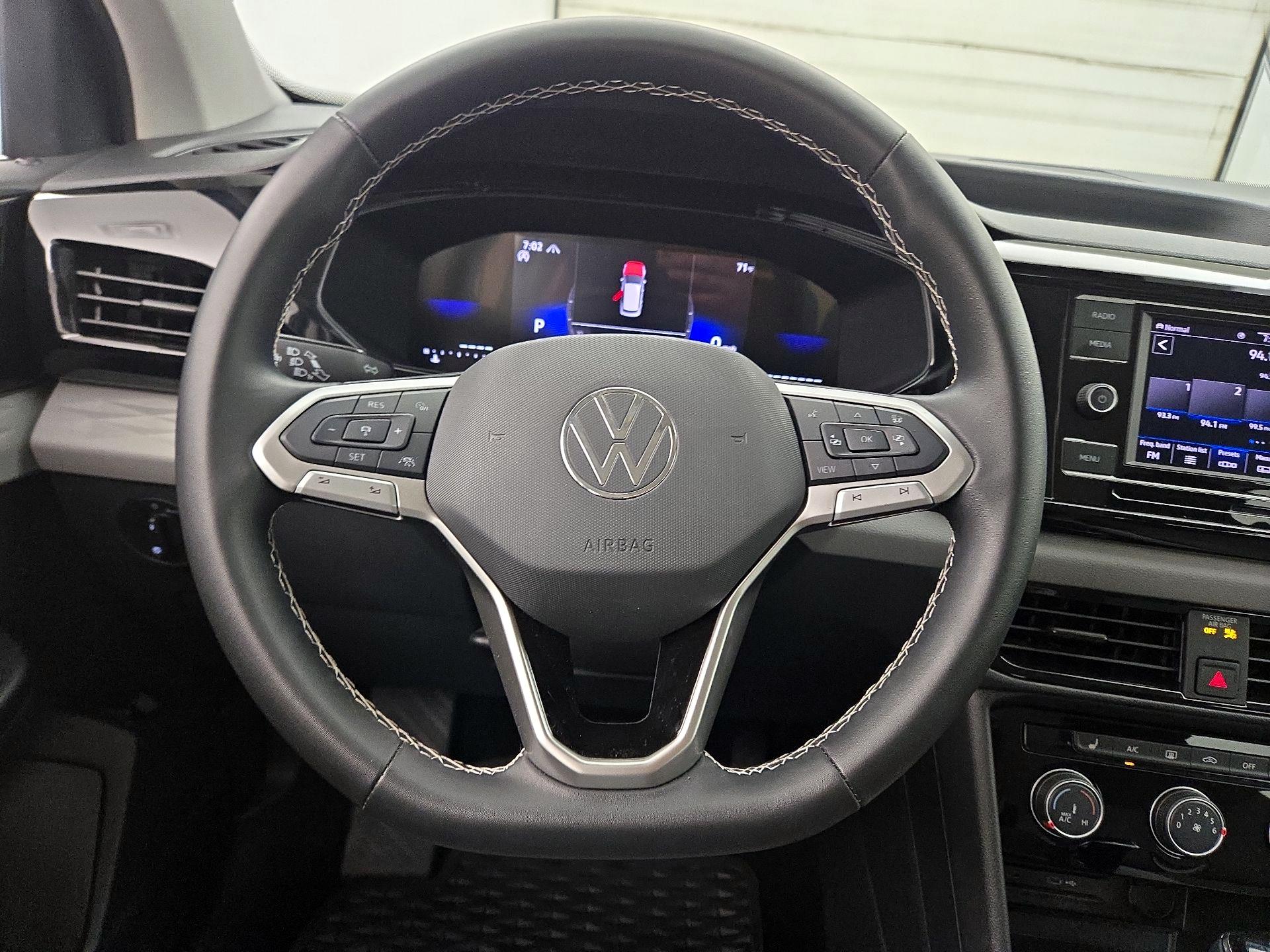 Thumbnail: 2024 Volkswagen Taos - 10